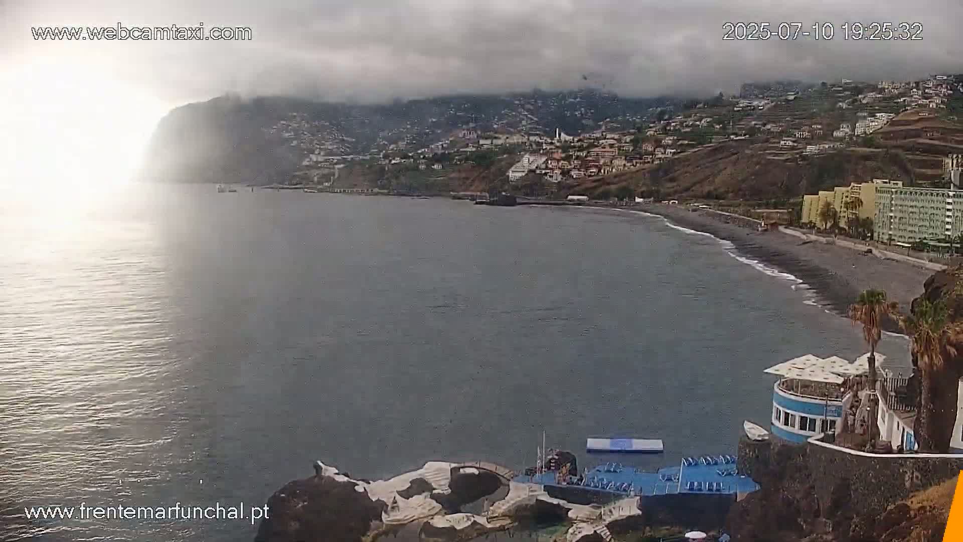 Sao Martinho, Piscinas Naturais da Doca do Cavacas Natural Pools Live Cam - Sao Martinho,  Funchal, Madeira, Portugal