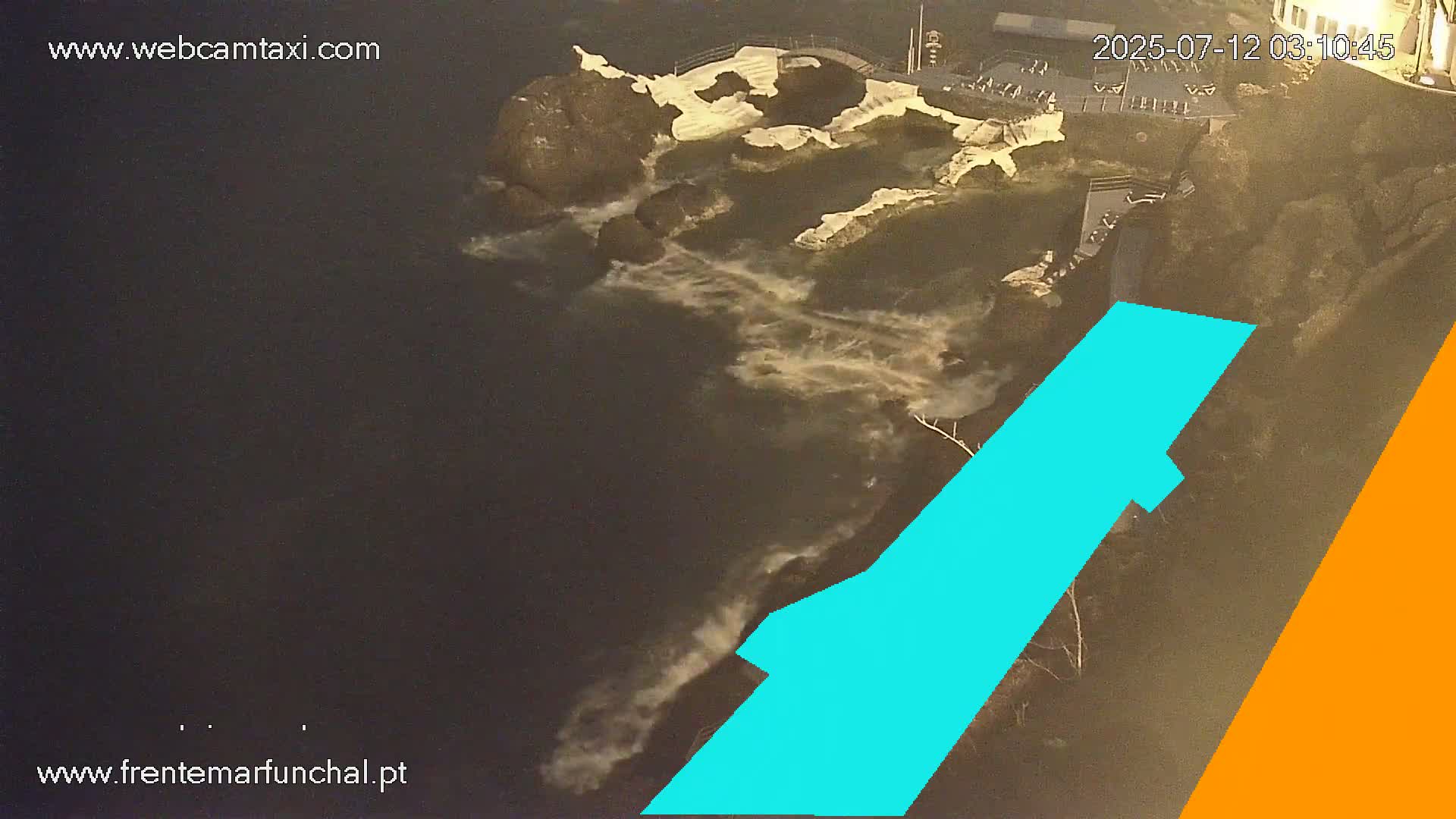 Sao Martinho, Piscinas Naturais da Doca do Cavacas Natural Pools Live Cam - Sao Martinho,  Funchal, Madeira, Portugal