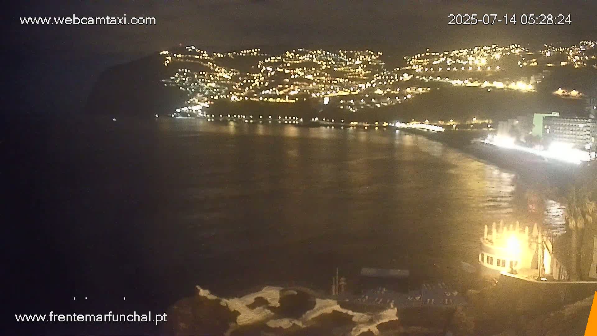 Sao Martinho, Piscinas Naturais da Doca do Cavacas Natural Pools Live Cam - Sao Martinho,  Funchal, Madeira, Portugal