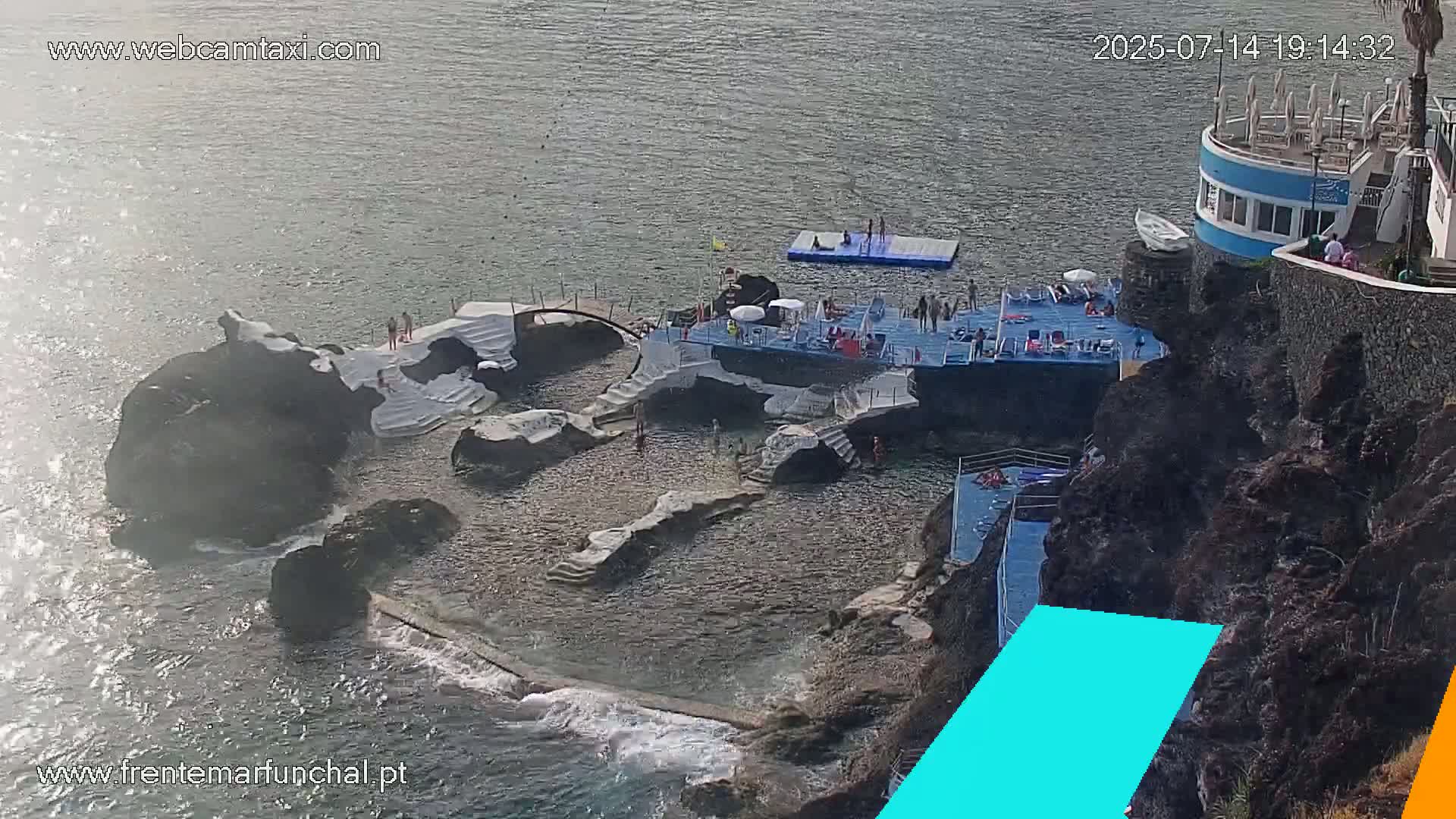 Sao Martinho, Piscinas Naturais da Doca do Cavacas Natural Pools Live Cam - Sao Martinho,  Funchal, Madeira, Portugal