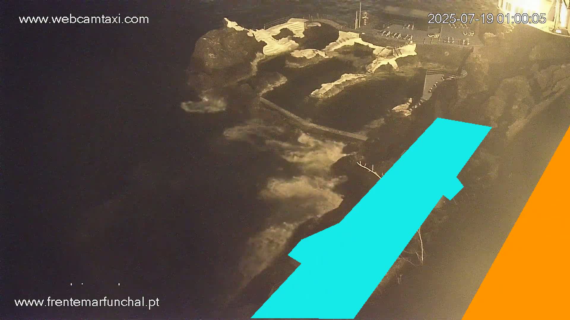 Sao Martinho, Piscinas Naturais da Doca do Cavacas Natural Pools Live Cam - Sao Martinho,  Funchal, Madeira, Portugal
