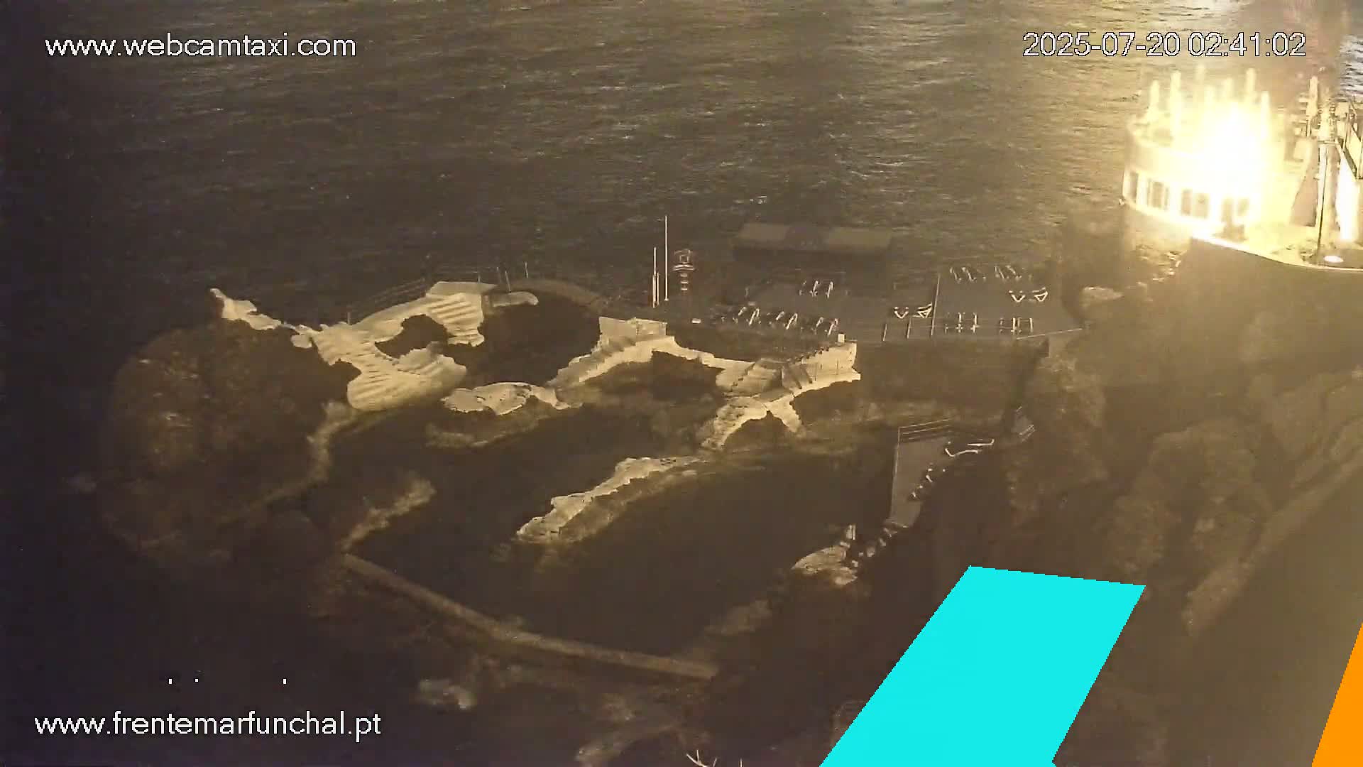 Sao Martinho, Piscinas Naturais da Doca do Cavacas Natural Pools Live Cam - Sao Martinho,  Funchal, Madeira, Portugal