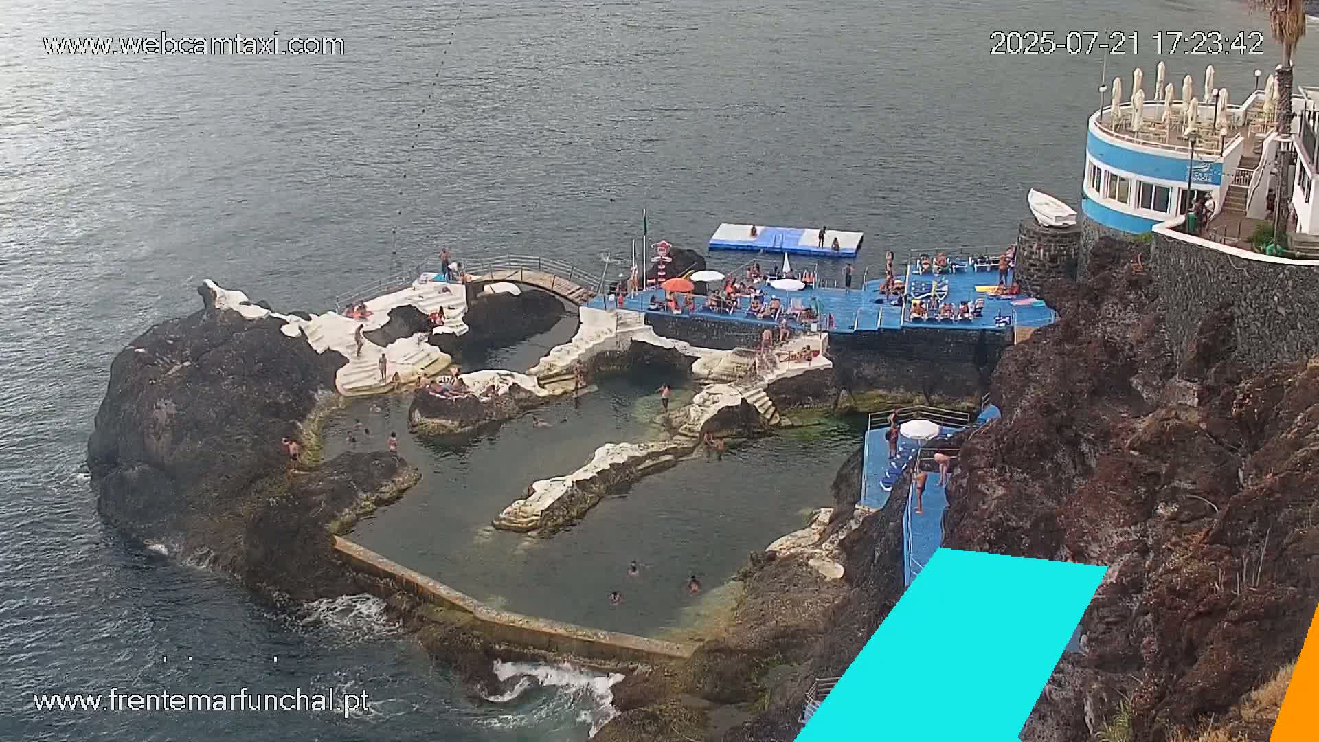 Sao Martinho, Piscinas Naturais da Doca do Cavacas Natural Pools Live Cam - Sao Martinho,  Funchal, Madeira, Portugal