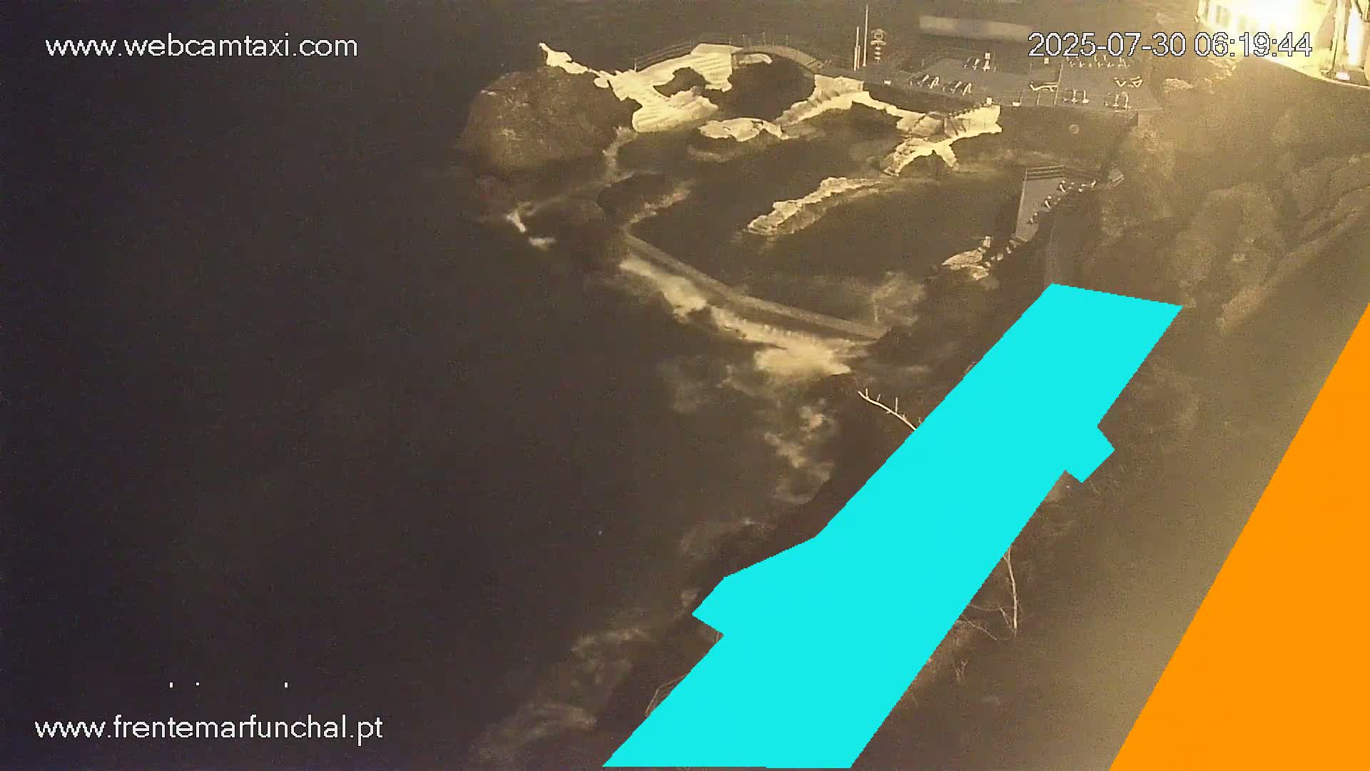 Sao Martinho, Piscinas Naturais da Doca do Cavacas Natural Pools Live Cam - Sao Martinho,  Funchal, Madeira, Portugal