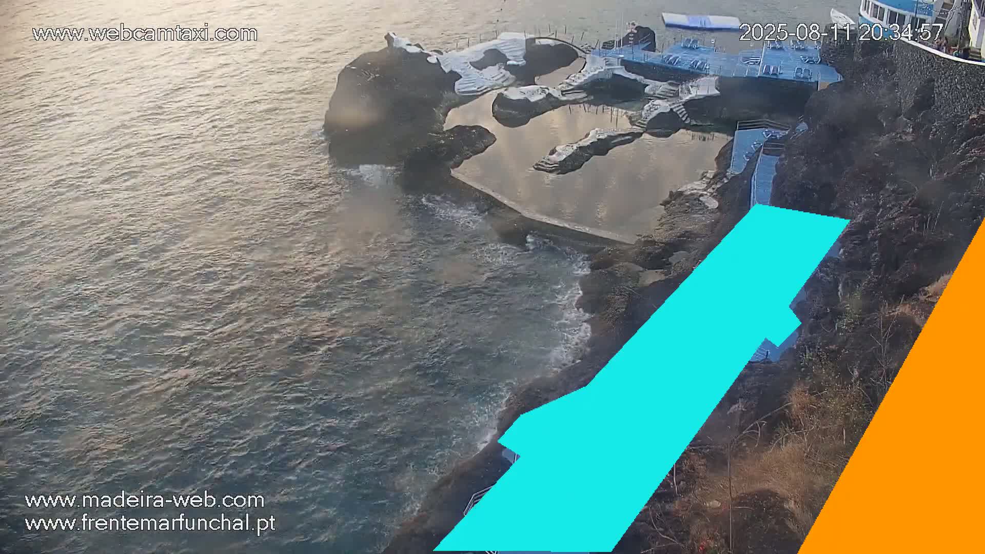 Sao Martinho, Piscinas Naturais da Doca do Cavacas Natural Pools Live Cam - Sao Martinho,  Funchal, Madeira, Portugal