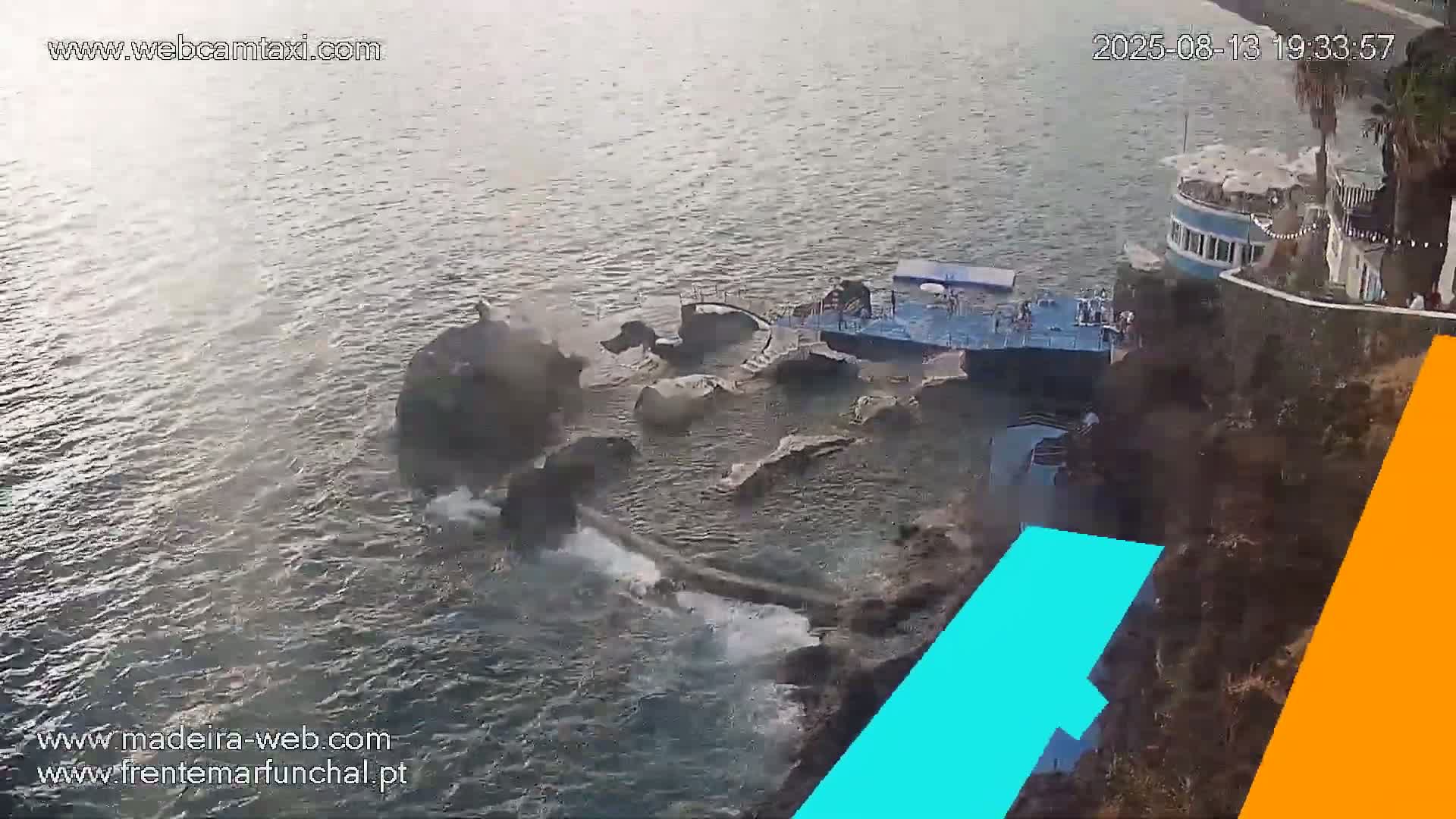 Sao Martinho, Piscinas Naturais da Doca do Cavacas Natural Pools Live Cam - Sao Martinho,  Funchal, Madeira, Portugal