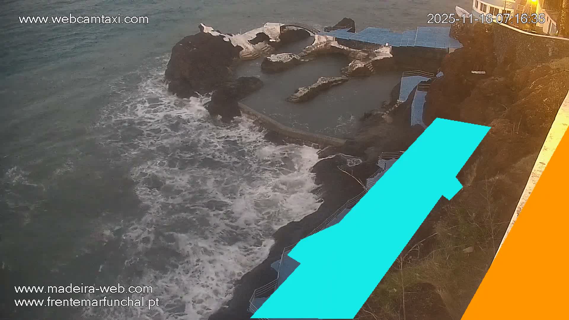 Sao Martinho, Piscinas Naturais da Doca do Cavacas Natural Pools Live Cam - Sao Martinho,  Funchal, Madeira, Portugal