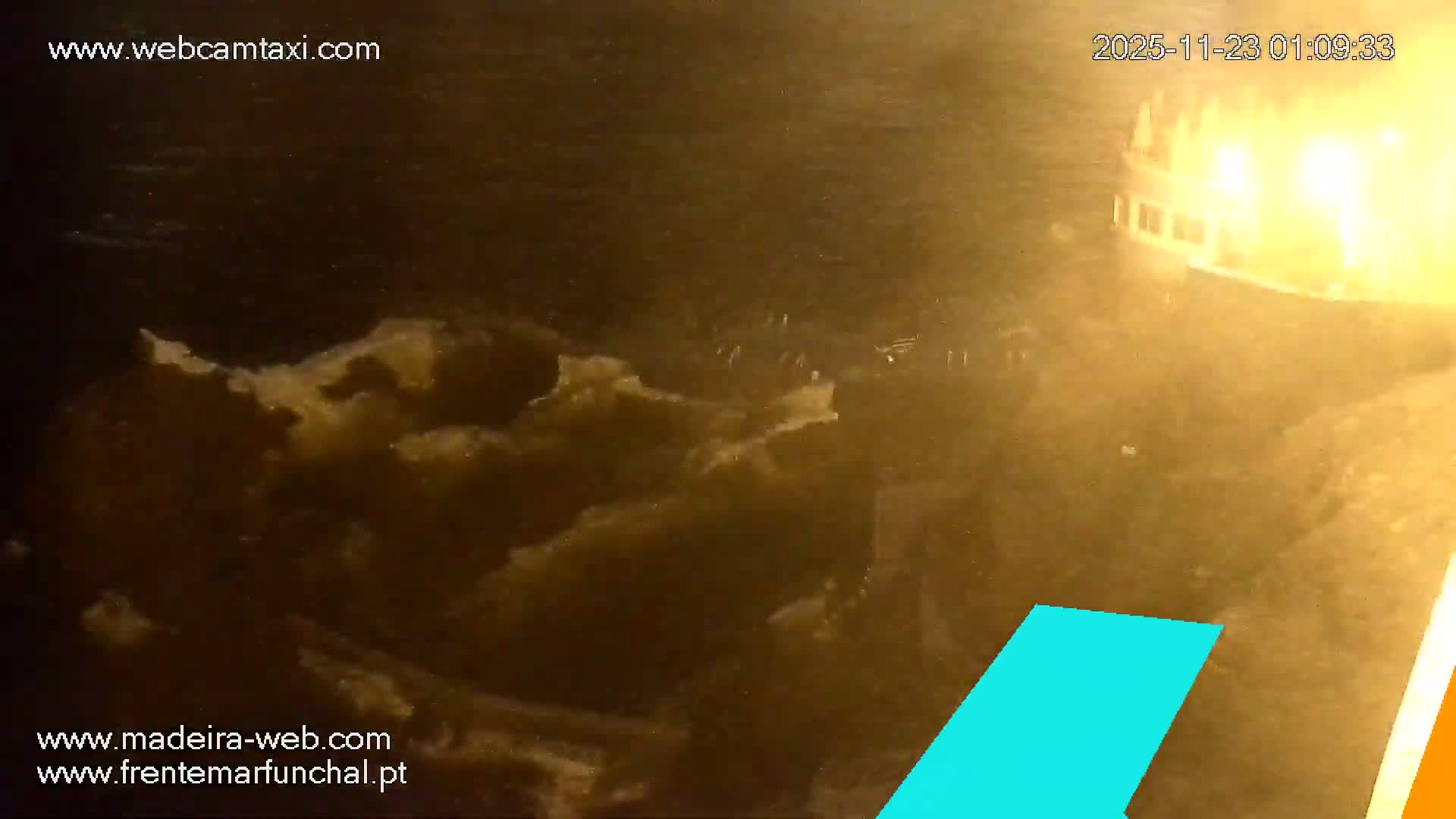 Sao Martinho, Piscinas Naturais da Doca do Cavacas Natural Pools Live Cam - Sao Martinho,  Funchal, Madeira, Portugal