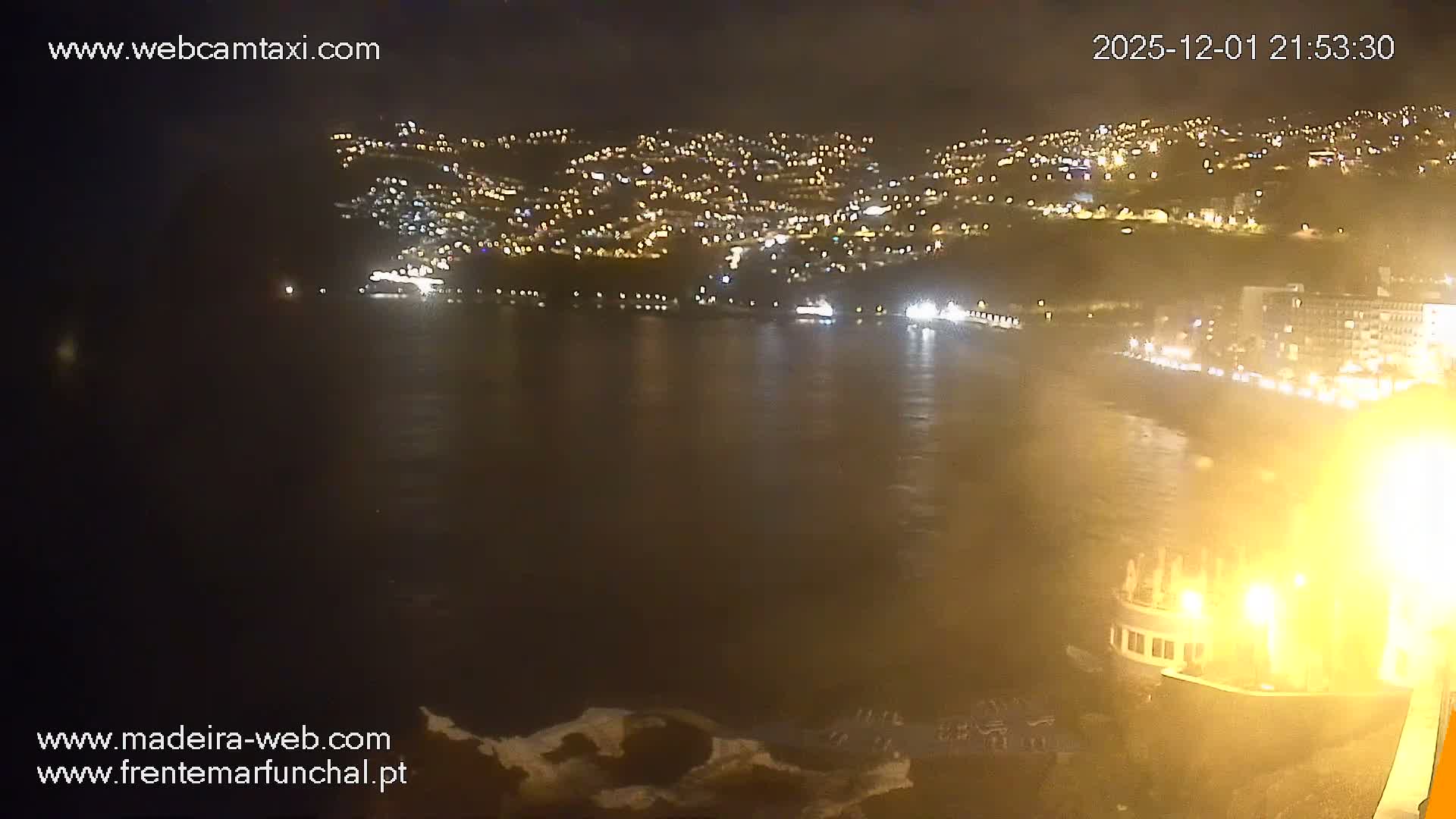 Sao Martinho, Piscinas Naturais da Doca do Cavacas Natural Pools Live Cam - Sao Martinho,  Funchal, Madeira, Portugal