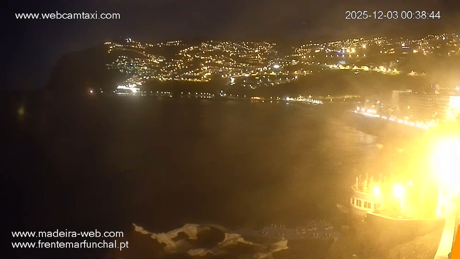 Sao Martinho, Piscinas Naturais da Doca do Cavacas Natural Pools Live Cam - Sao Martinho,  Funchal, Madeira, Portugal