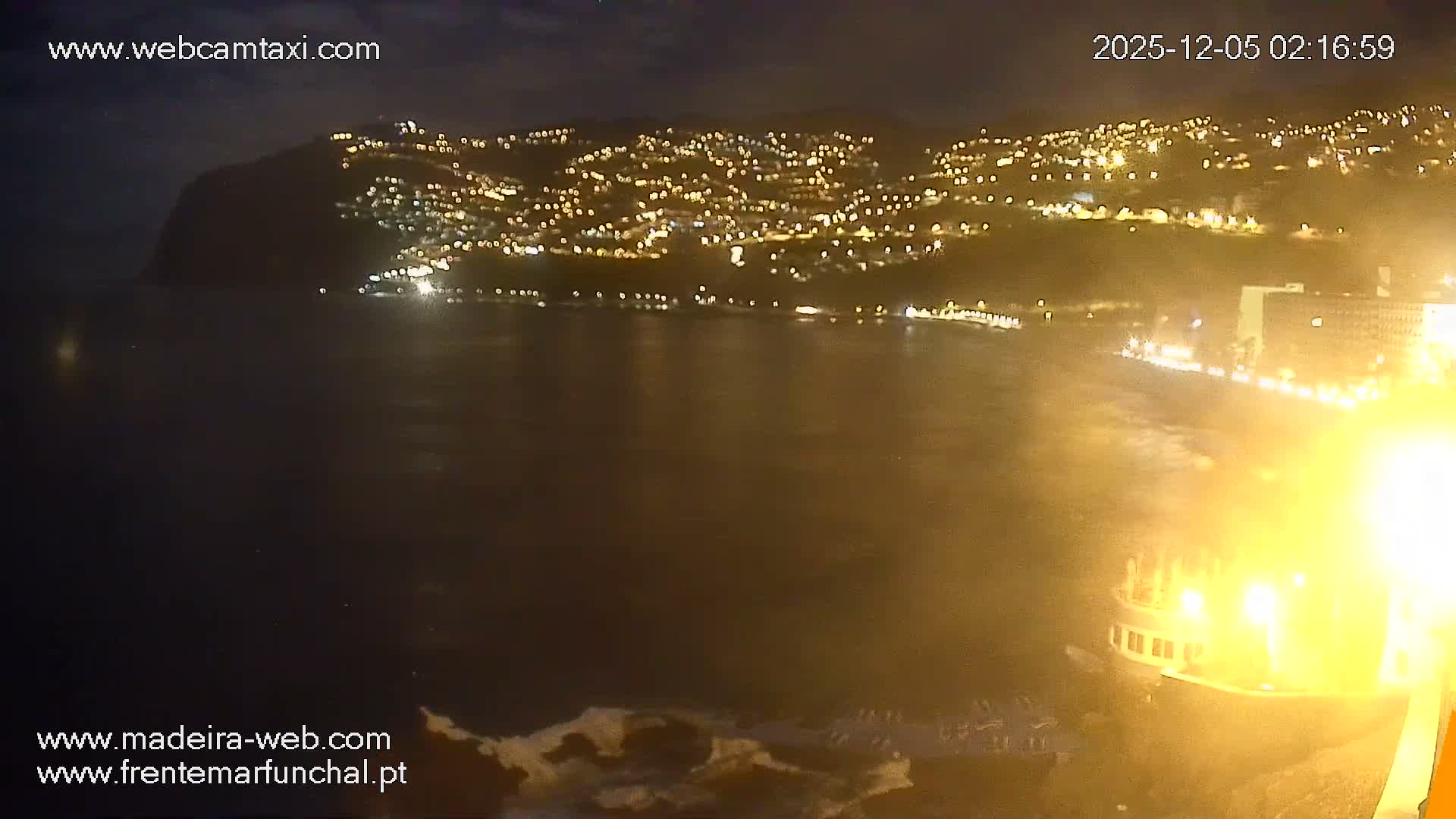 Sao Martinho, Piscinas Naturais da Doca do Cavacas Natural Pools Live Cam - Sao Martinho,  Funchal, Madeira, Portugal