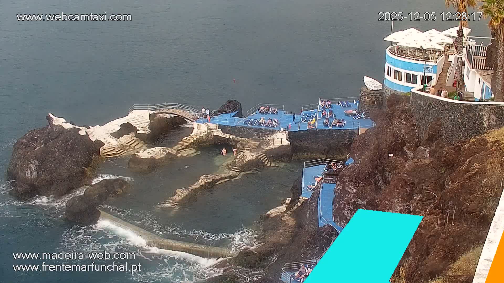 Sao Martinho, Piscinas Naturais da Doca do Cavacas Natural Pools Live Cam - Sao Martinho,  Funchal, Madeira, Portugal