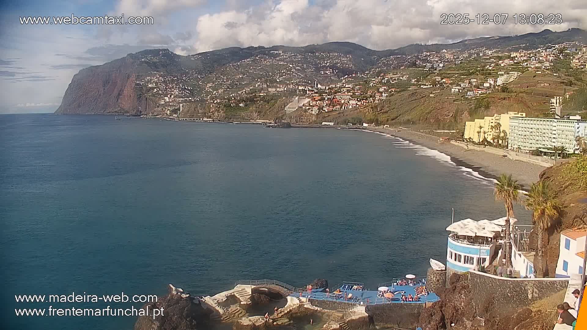 Sao Martinho, Piscinas Naturais da Doca do Cavacas Natural Pools Live Cam - Sao Martinho,  Funchal, Madeira, Portugal