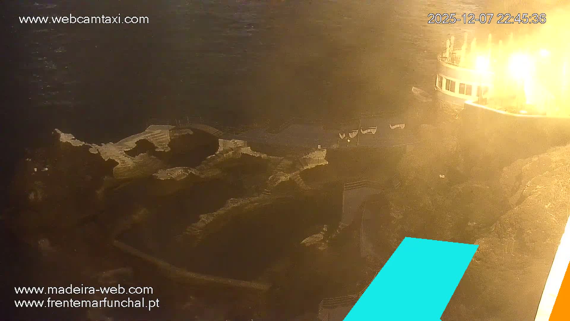 Sao Martinho, Piscinas Naturais da Doca do Cavacas Natural Pools Live Cam - Sao Martinho,  Funchal, Madeira, Portugal