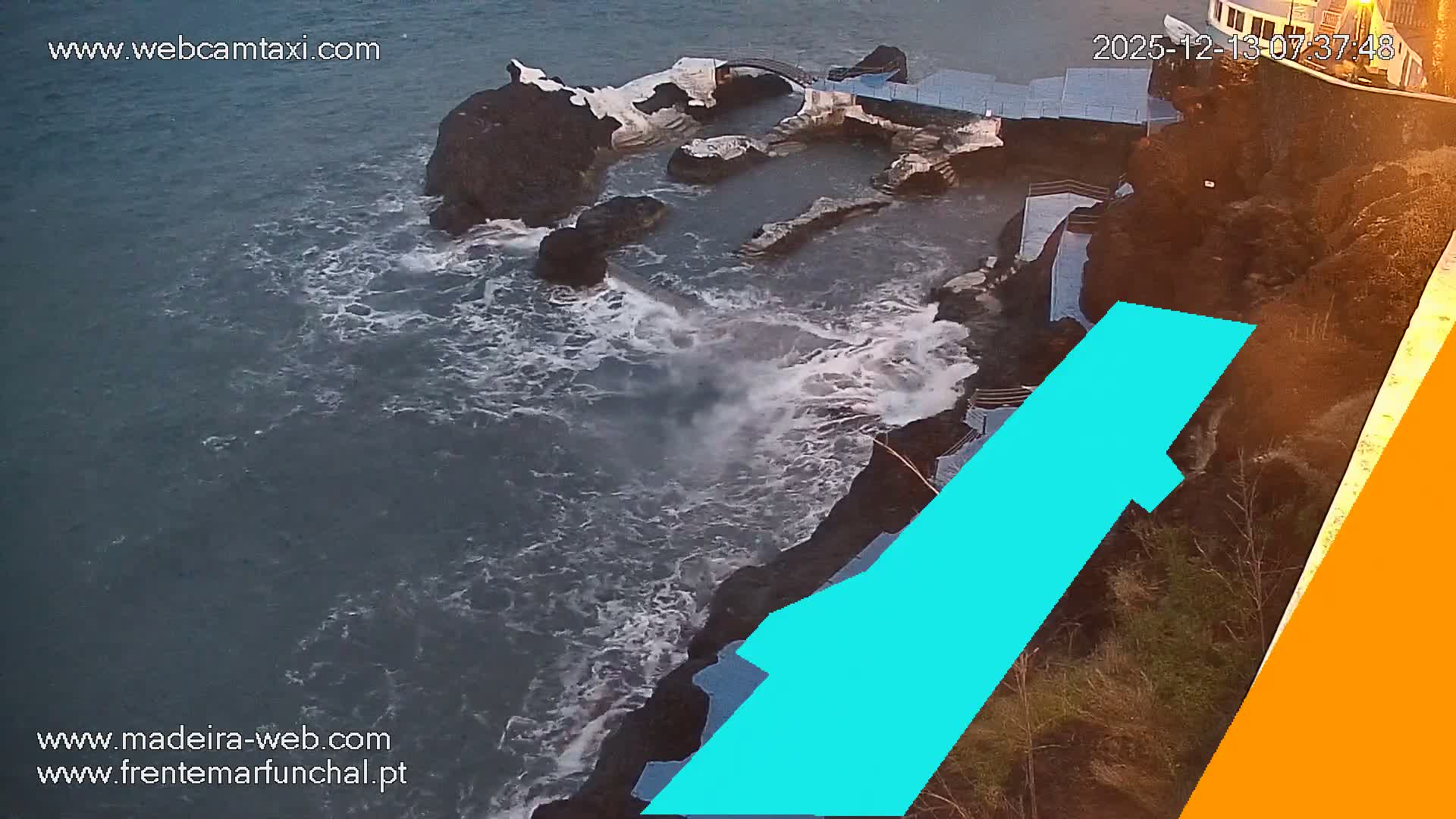 Sao Martinho, Piscinas Naturais da Doca do Cavacas Natural Pools Live Cam - Sao Martinho,  Funchal, Madeira, Portugal