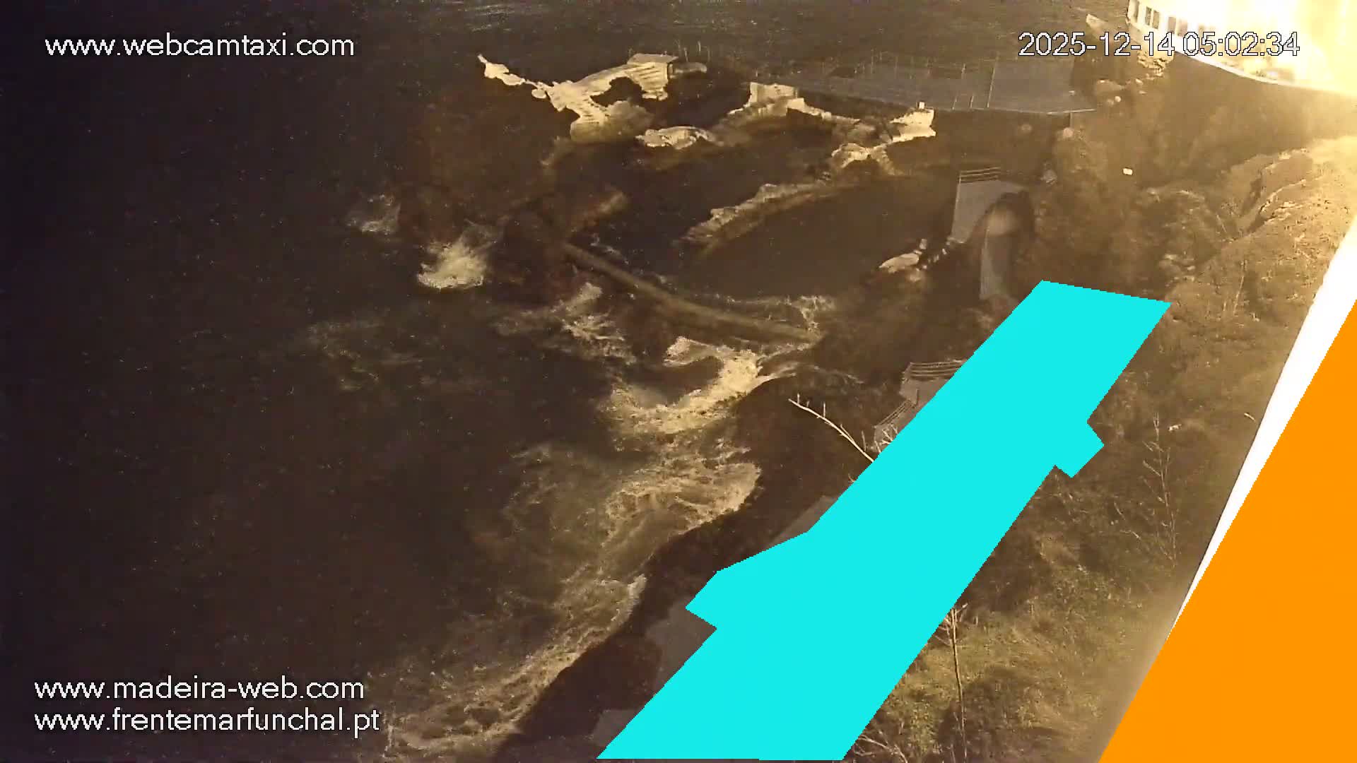 Sao Martinho, Piscinas Naturais da Doca do Cavacas Natural Pools Live Cam - Sao Martinho,  Funchal, Madeira, Portugal