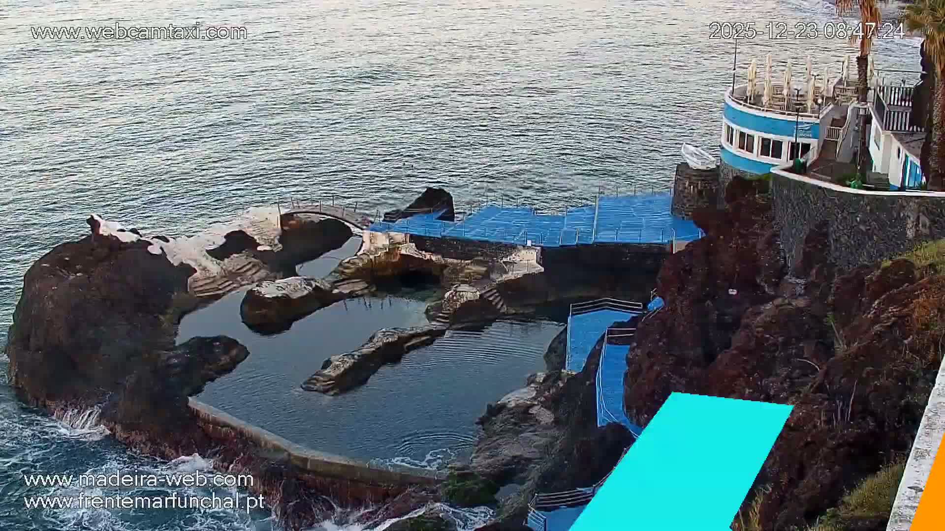 Sao Martinho, Piscinas Naturais da Doca do Cavacas Natural Pools Live Cam - Sao Martinho,  Funchal, Madeira, Portugal
