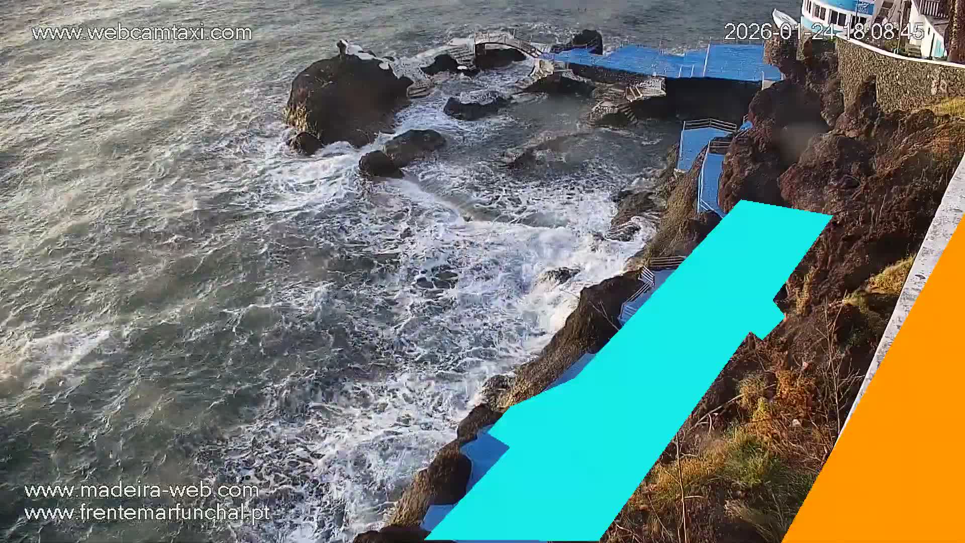 Sao Martinho, Piscinas Naturais da Doca do Cavacas Natural Pools Live Cam - Sao Martinho,  Funchal, Madeira, Portugal