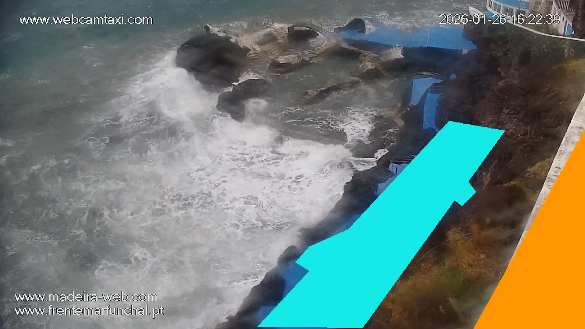 Sao Martinho, Piscinas Naturais da Doca do Cavacas Natural Pools Live Cam - Sao Martinho,  Funchal, Madeira, Portugal