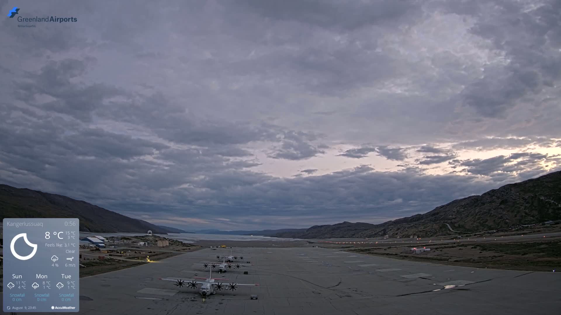 Kangerlussuaq Village & Kangerlussuaq Sondre Stromfjord Airport West Towards View Live Cam SFJ/BGSF - Kangerlussuaq, Qeqqata, Greenland, Denmark