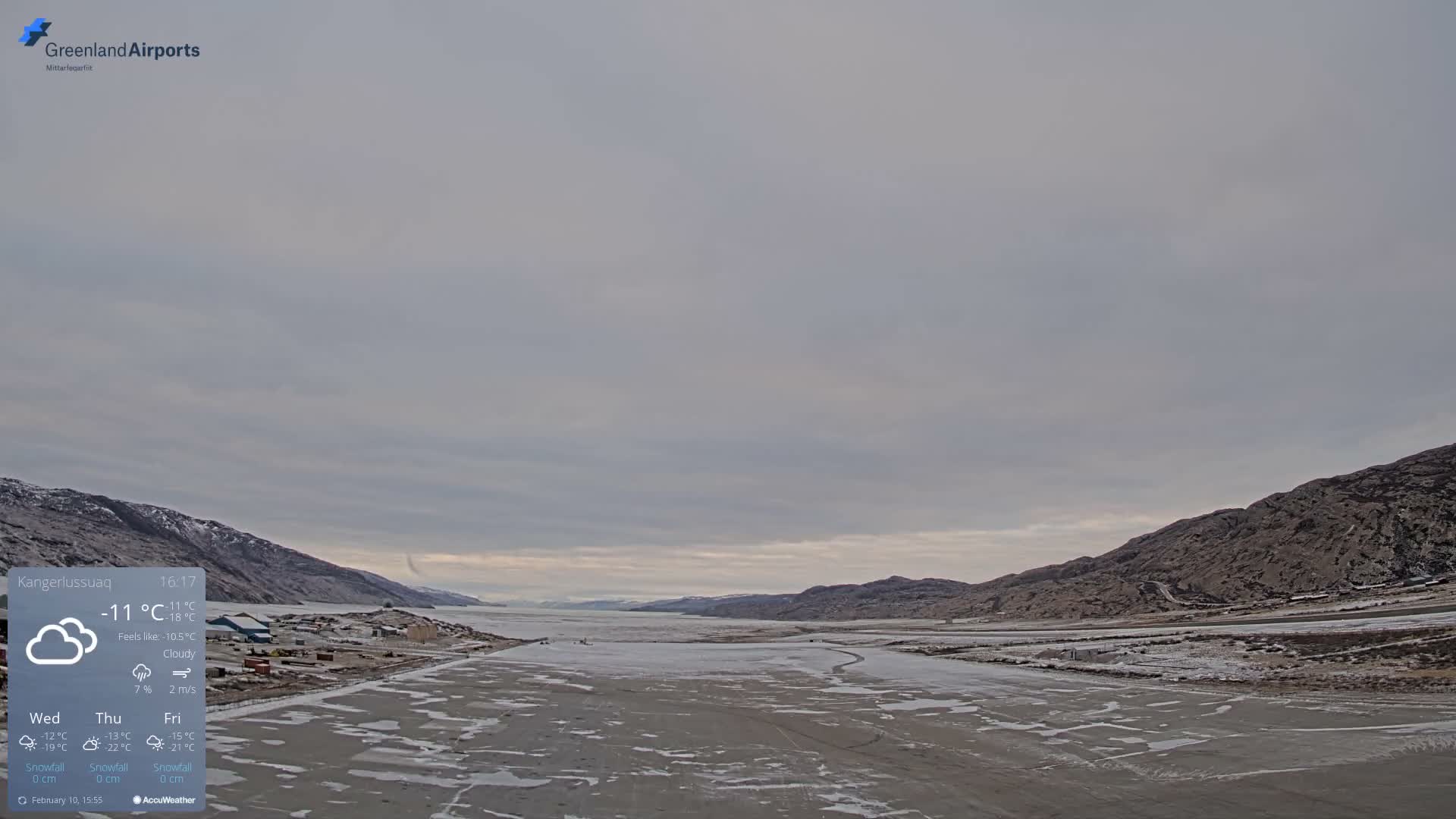 Kangerlussuaq Village & Kangerlussuaq Sondre Stromfjord Airport West Towards View Live Cam SFJ/BGSF - Kangerlussuaq, Qeqqata, Greenland, Denmark