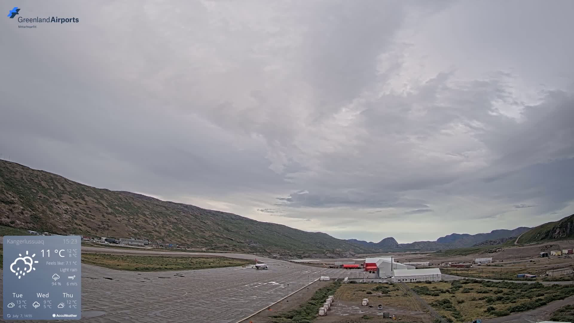 Kangerlussuaq Village & Kangerlussuaq Sondre Stromfjord Airport East Towards View Live Cam SFJ/BGSF - Kangerlussuaq, Qeqqata, Greenland, Denmark