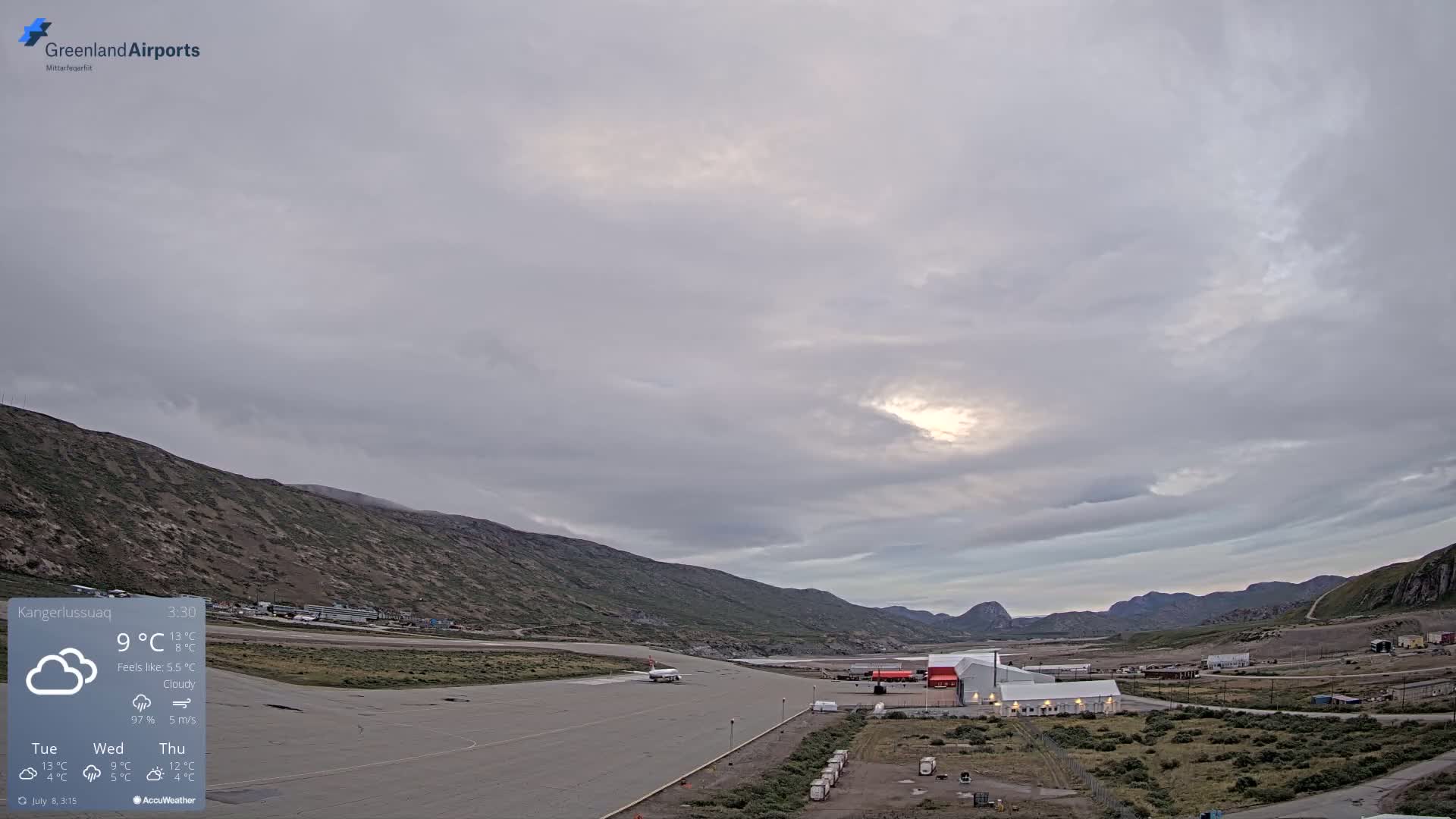 Kangerlussuaq Village & Kangerlussuaq Sondre Stromfjord Airport East Towards View Live Cam SFJ/BGSF - Kangerlussuaq, Qeqqata, Greenland, Denmark