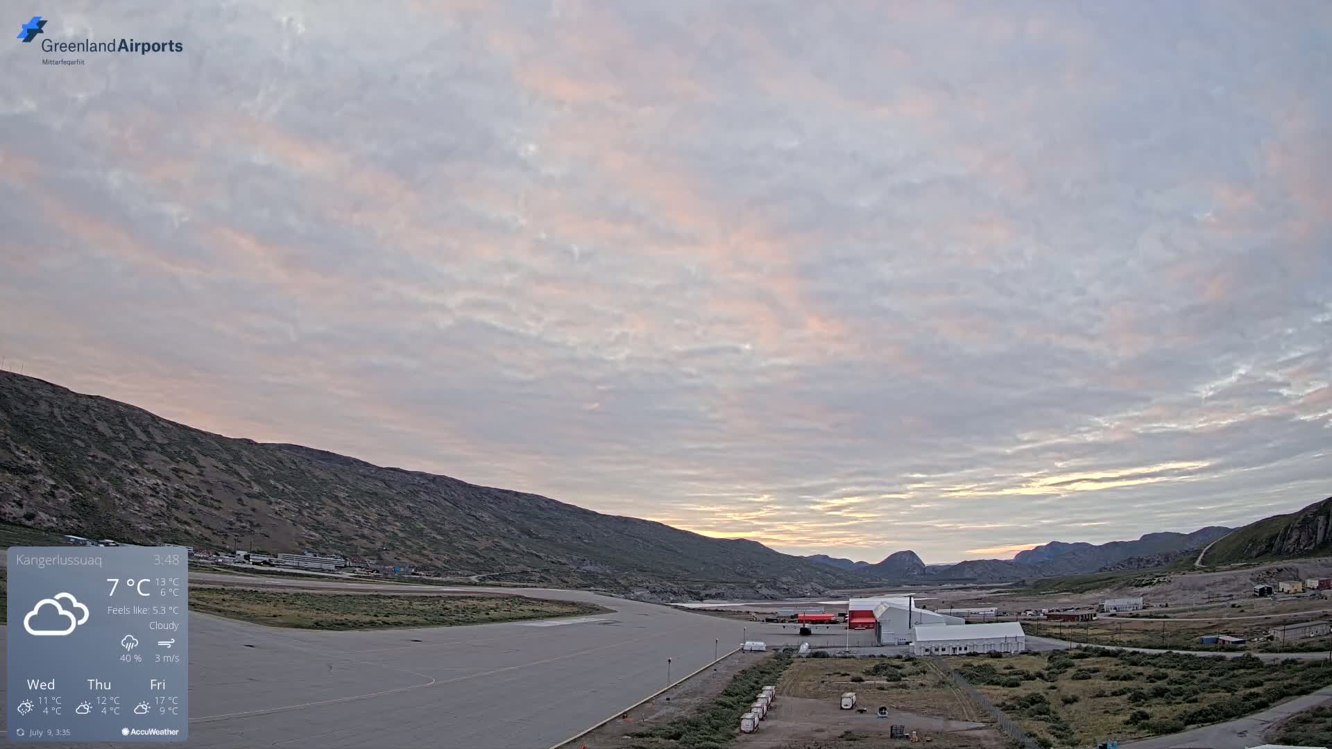Kangerlussuaq Village & Kangerlussuaq Sondre Stromfjord Airport East Towards View Live Cam SFJ/BGSF - Kangerlussuaq, Qeqqata, Greenland, Denmark
