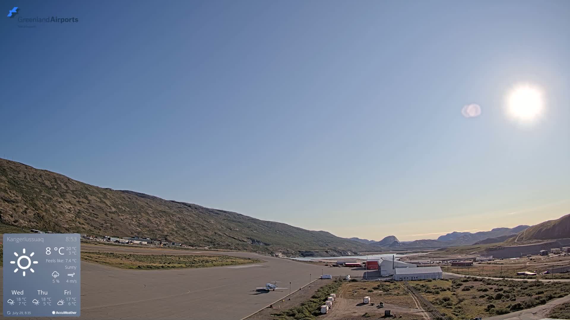 Kangerlussuaq Village & Kangerlussuaq Sondre Stromfjord Airport East Towards View Live Cam SFJ/BGSF - Kangerlussuaq, Qeqqata, Greenland, Denmark