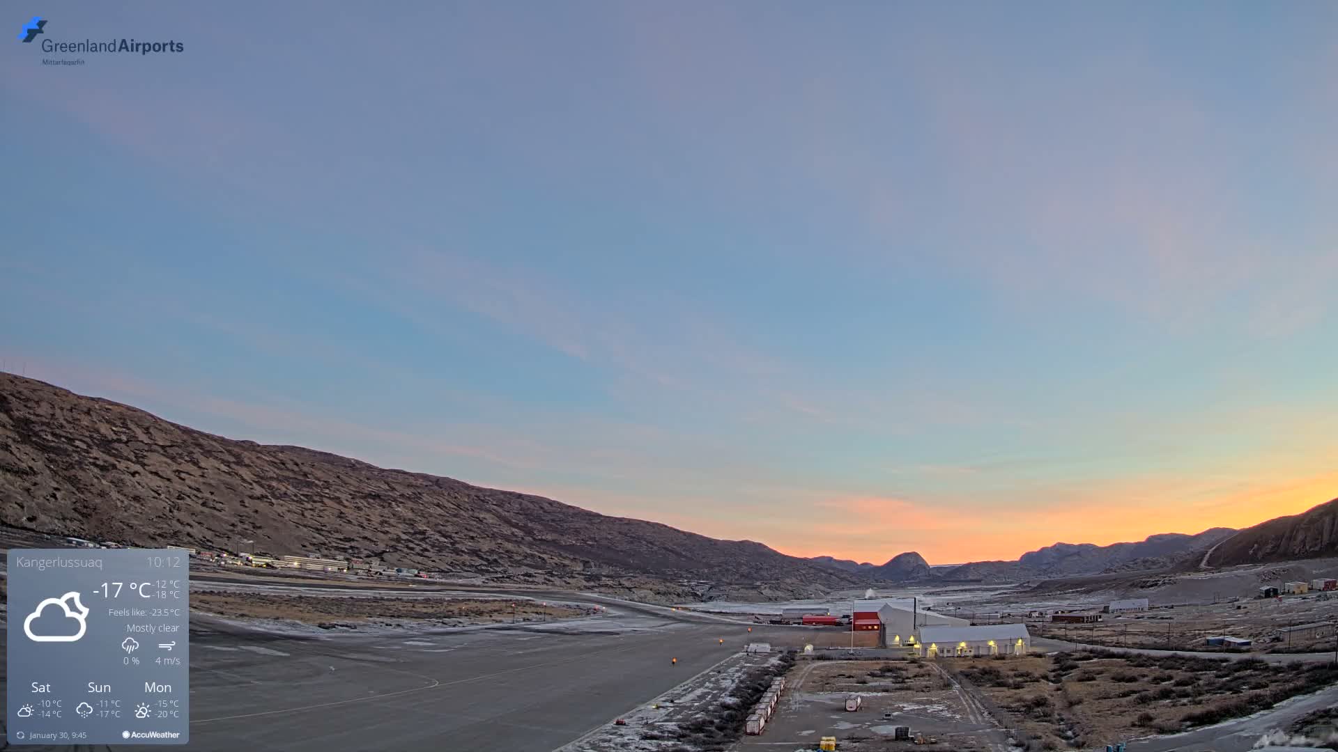 Kangerlussuaq Village & Kangerlussuaq Sondre Stromfjord Airport East Towards View Live Cam SFJ/BGSF - Kangerlussuaq, Qeqqata, Greenland, Denmark