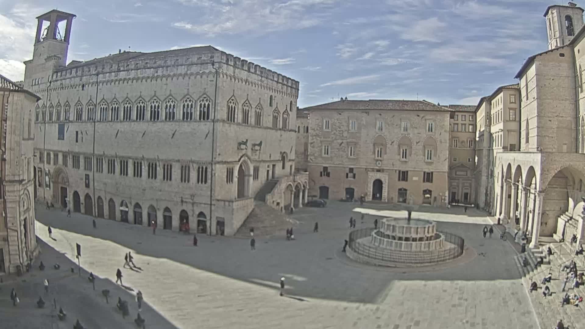 Perugia Piazza IV Novembre Square Live Cam - Umbria, Italy