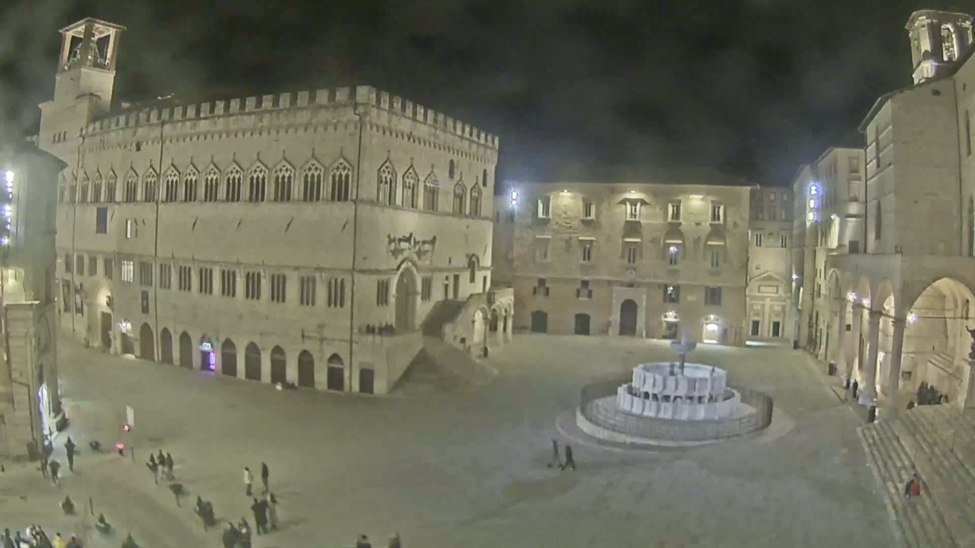 Perugia Piazza IV Novembre Square Live Cam - Umbria, Italy