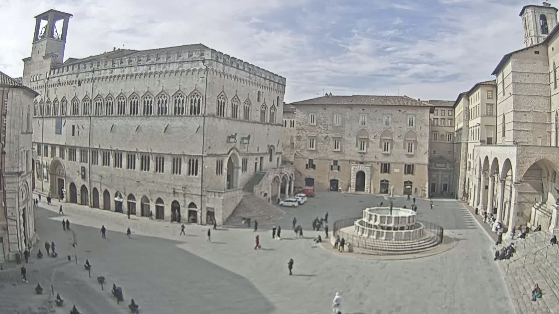 Perugia Piazza IV Novembre Square Live Cam - Umbria, Italy