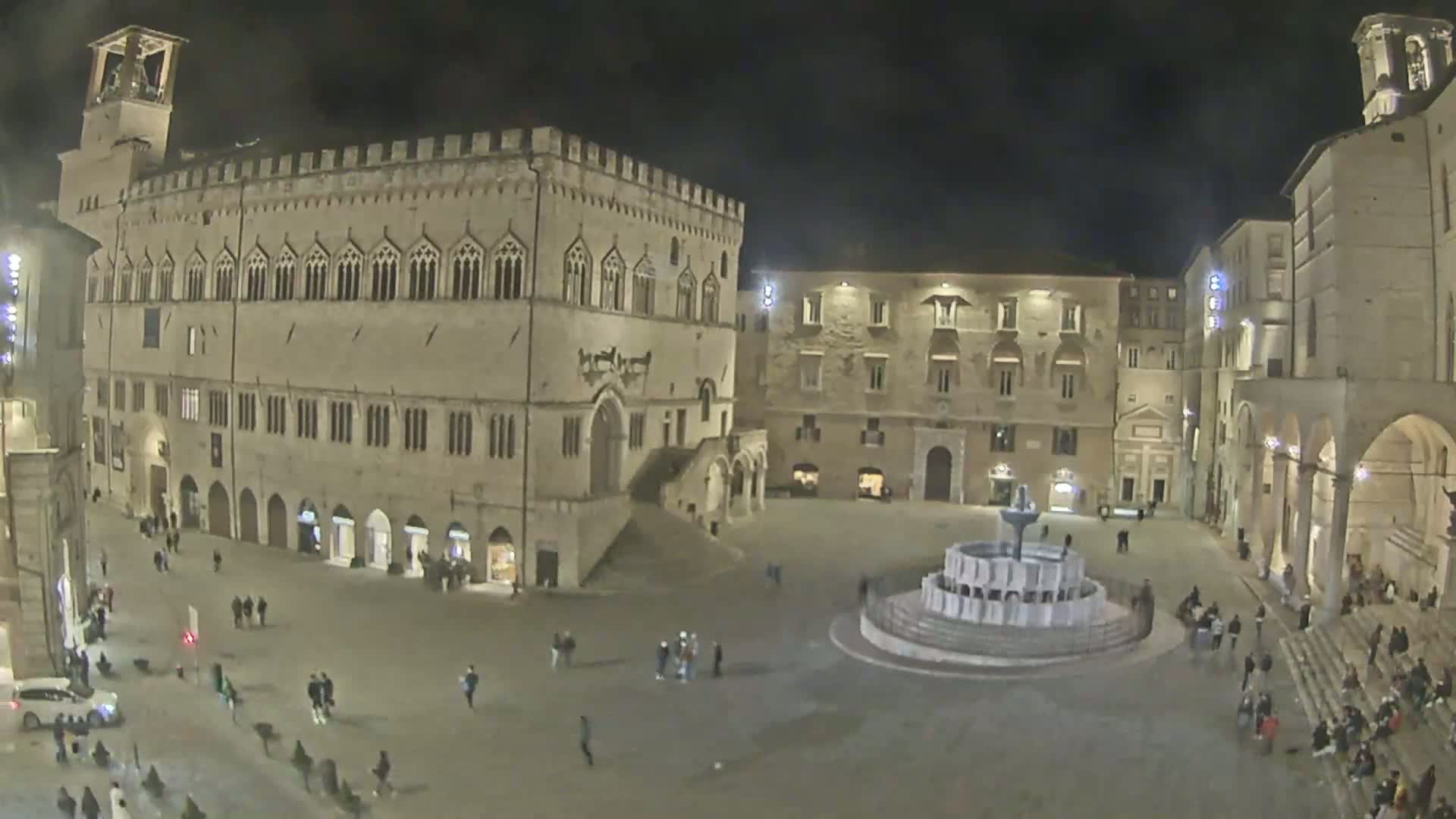 Perugia Piazza IV Novembre Square Live Cam - Umbria, Italy