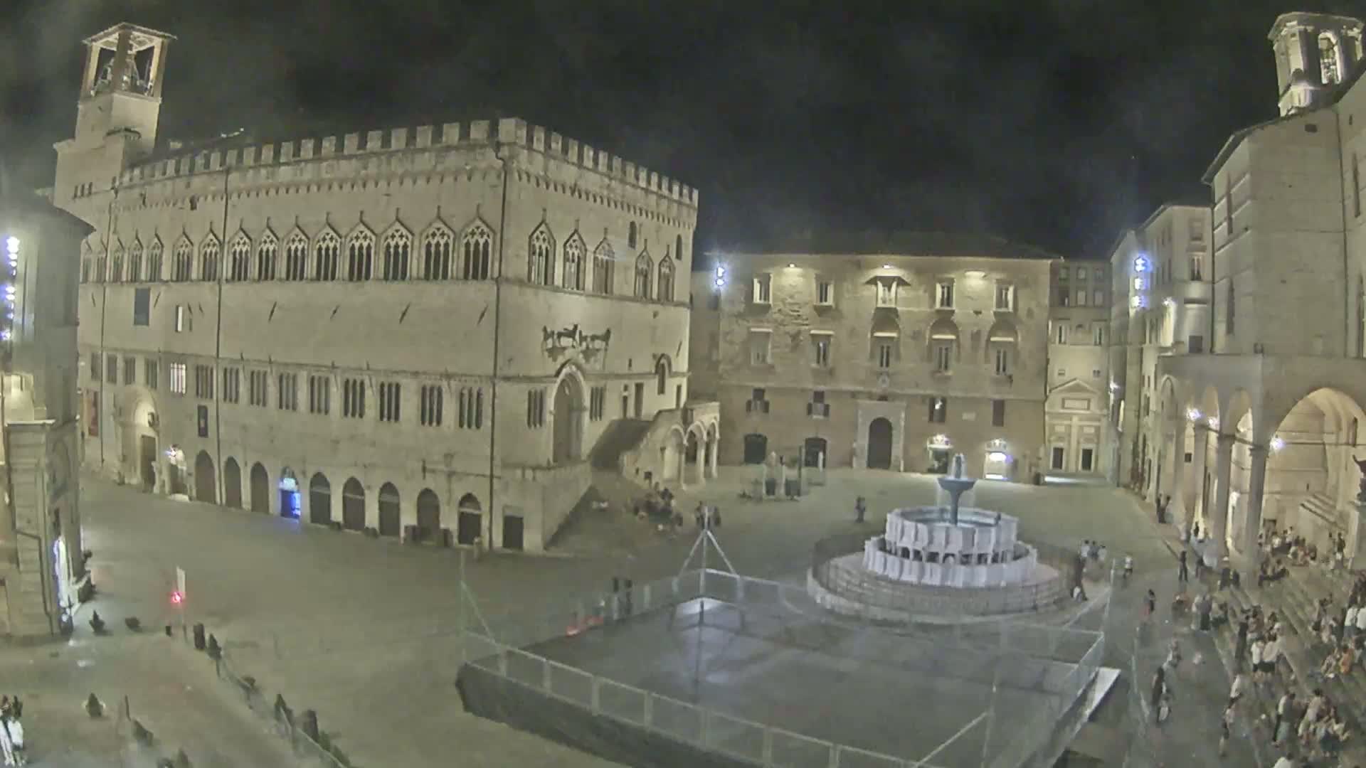 Perugia Piazza IV Novembre Square Live Cam - Umbria, Italy