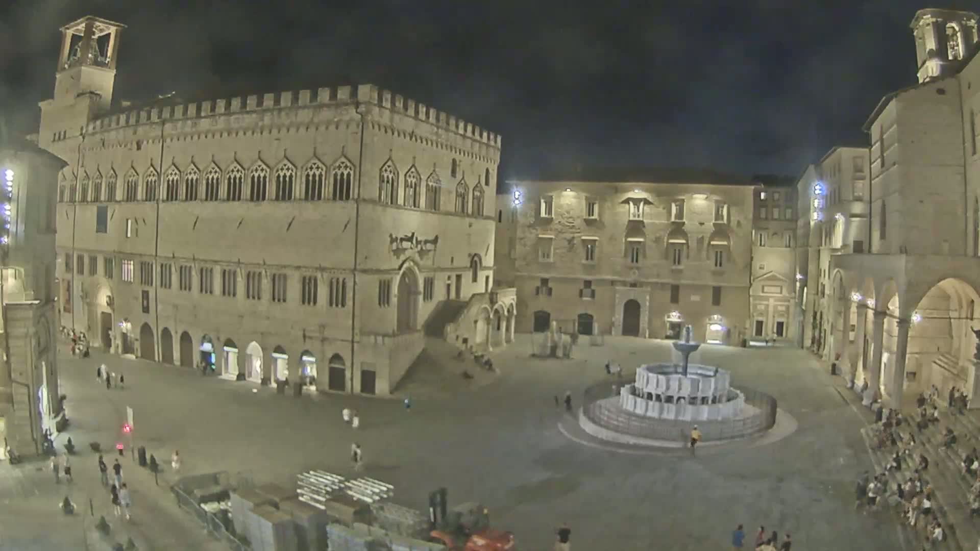 Perugia Piazza IV Novembre Square Live Cam - Umbria, Italy