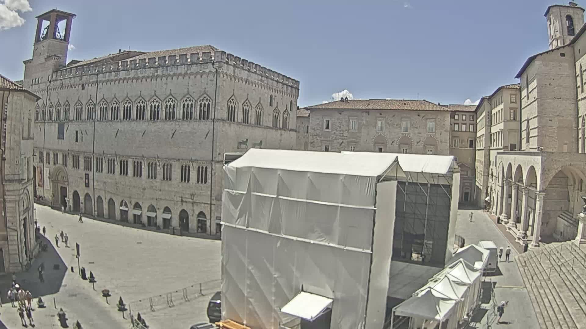 Perugia Piazza IV Novembre Square Live Cam - Umbria, Italy
