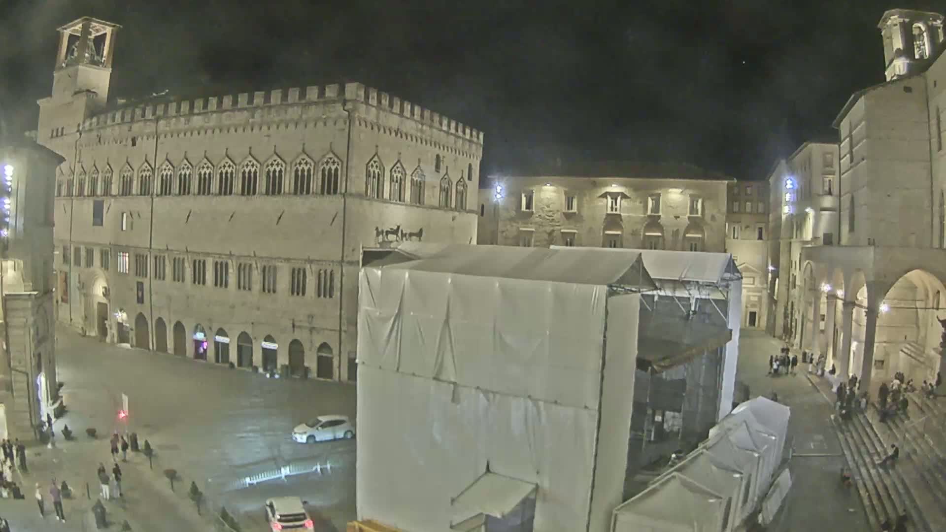 Perugia Piazza IV Novembre Square Live Cam - Umbria, Italy