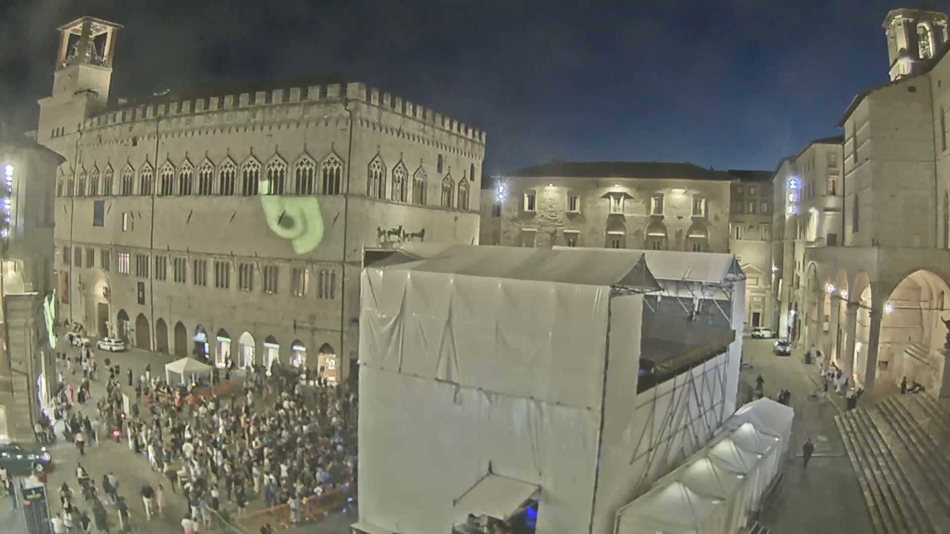 Perugia Piazza IV Novembre Square Live Cam - Umbria, Italy