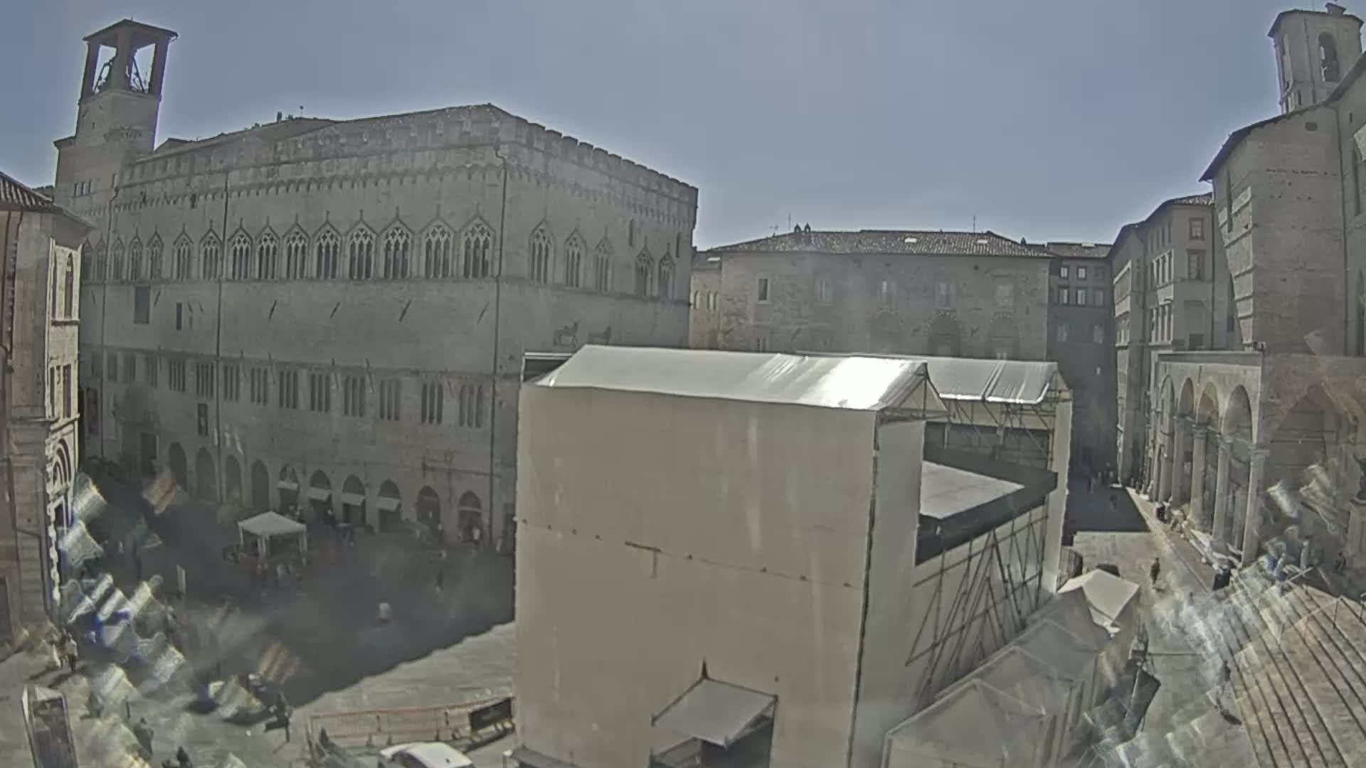 Perugia Piazza IV Novembre Square Live Cam - Umbria, Italy