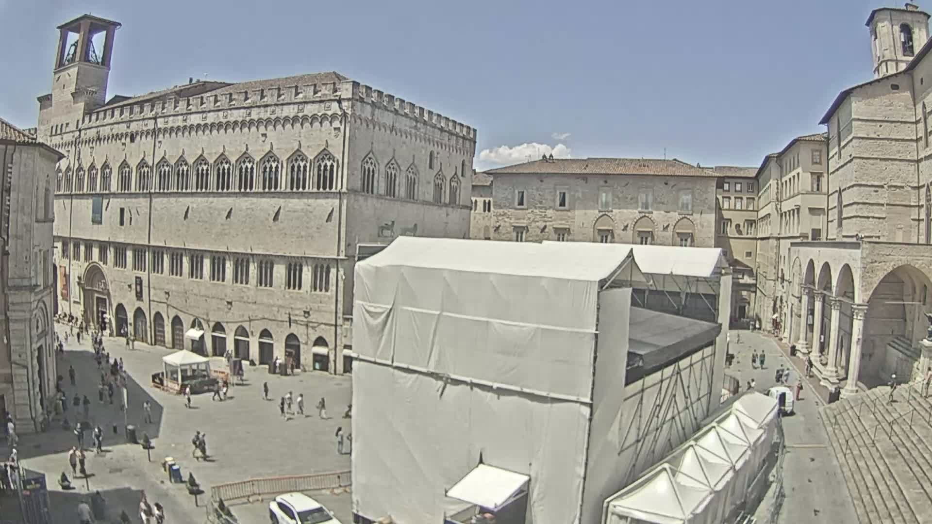 Perugia Piazza IV Novembre Square Live Cam - Umbria, Italy