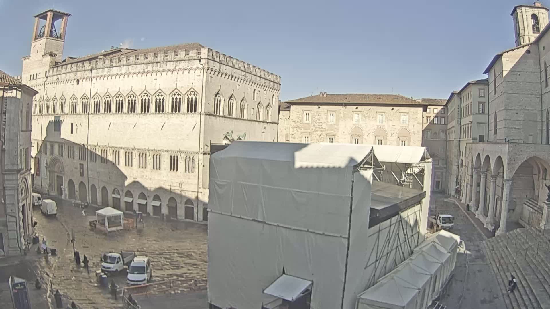 Perugia Piazza IV Novembre Square Live Cam - Umbria, Italy