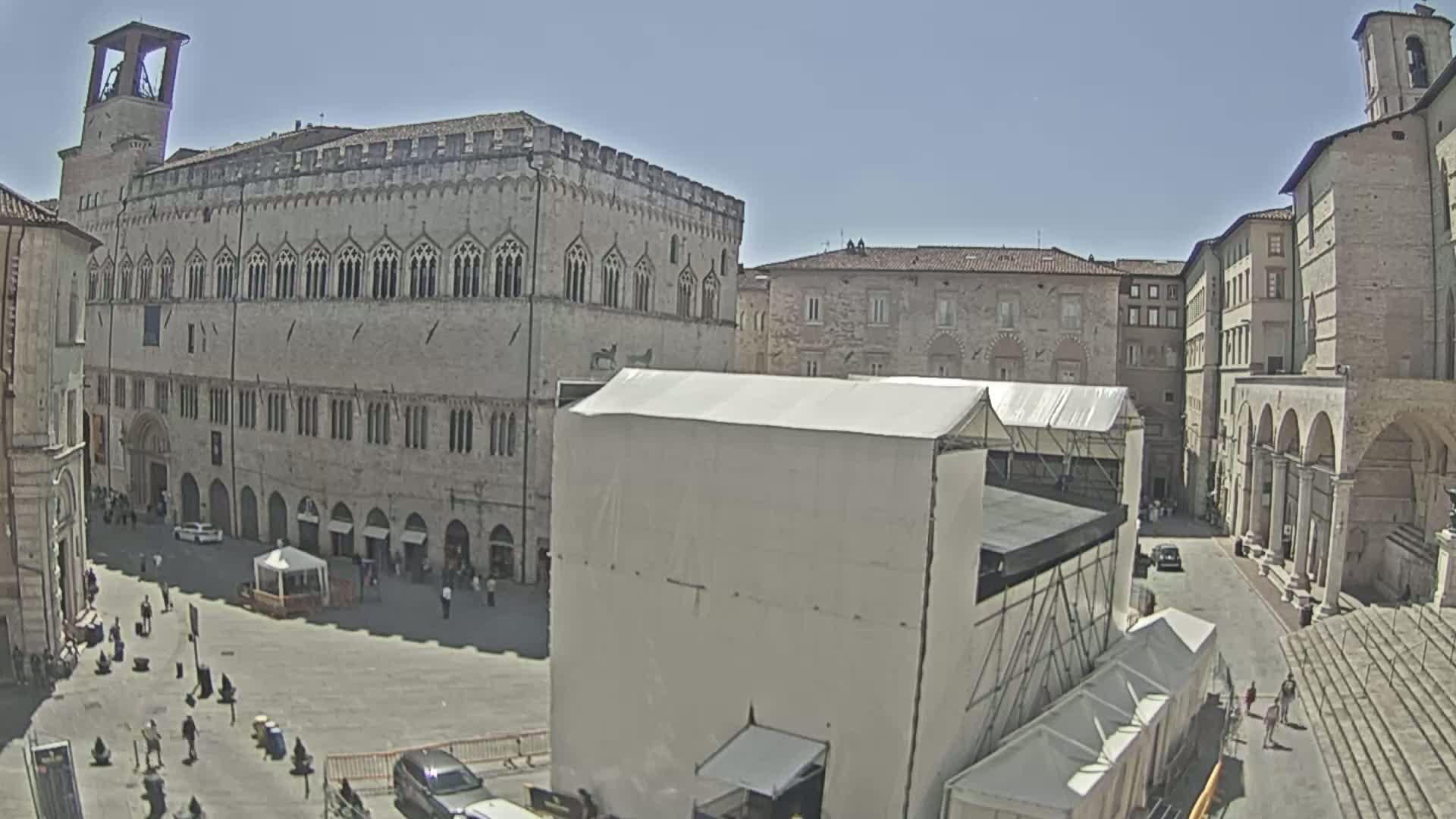 Perugia Piazza IV Novembre Square Live Cam - Umbria, Italy