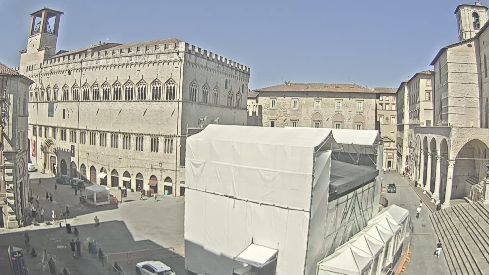 Perugia Piazza IV Novembre Square Live Cam - Umbria, Italy