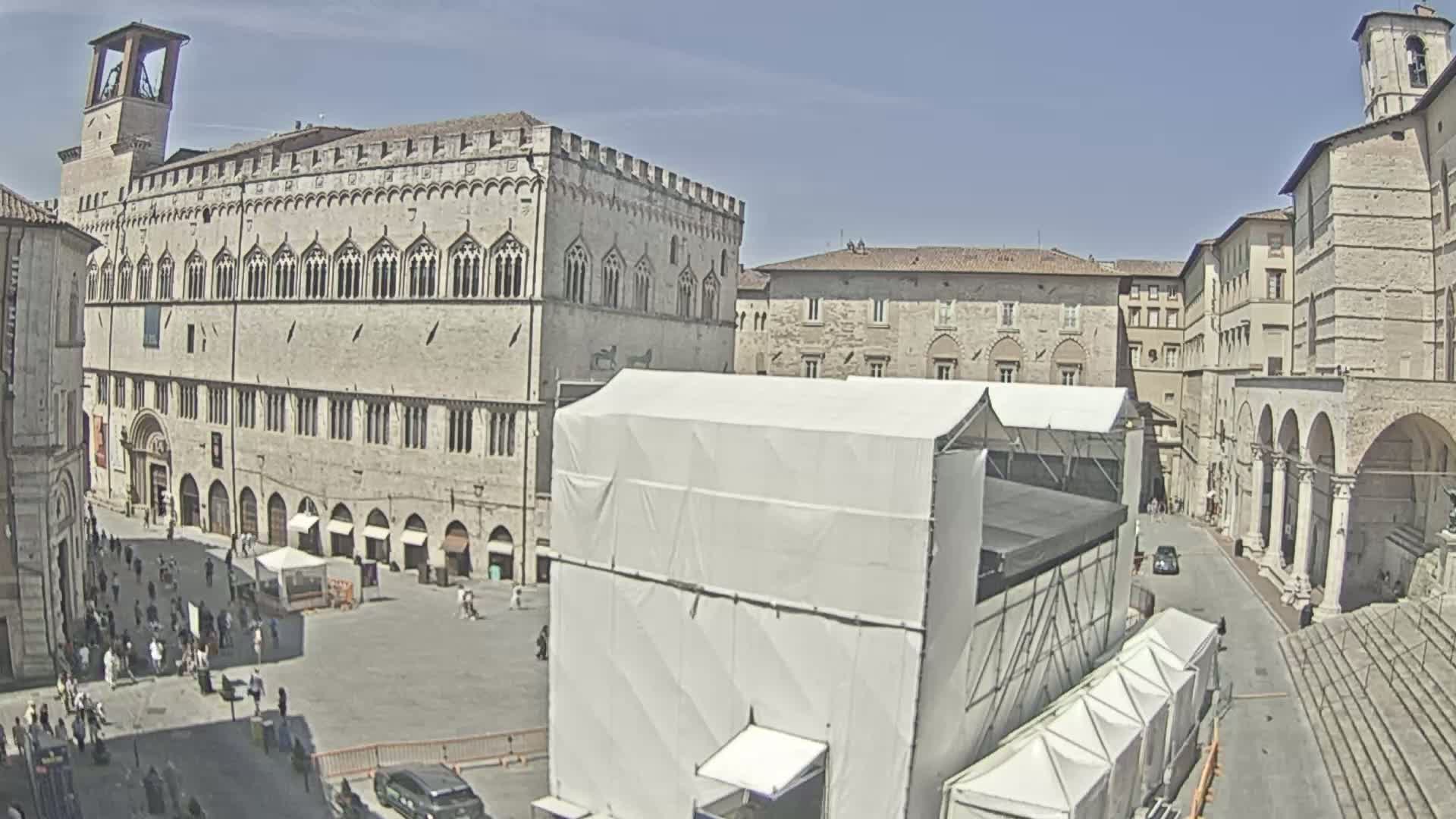 Perugia Piazza IV Novembre Square Live Cam - Umbria, Italy