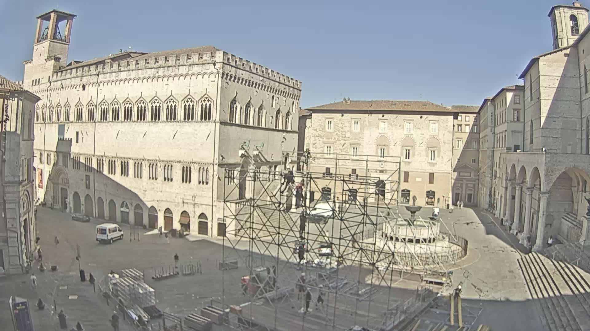 Perugia Piazza IV Novembre Square Live Cam - Umbria, Italy
