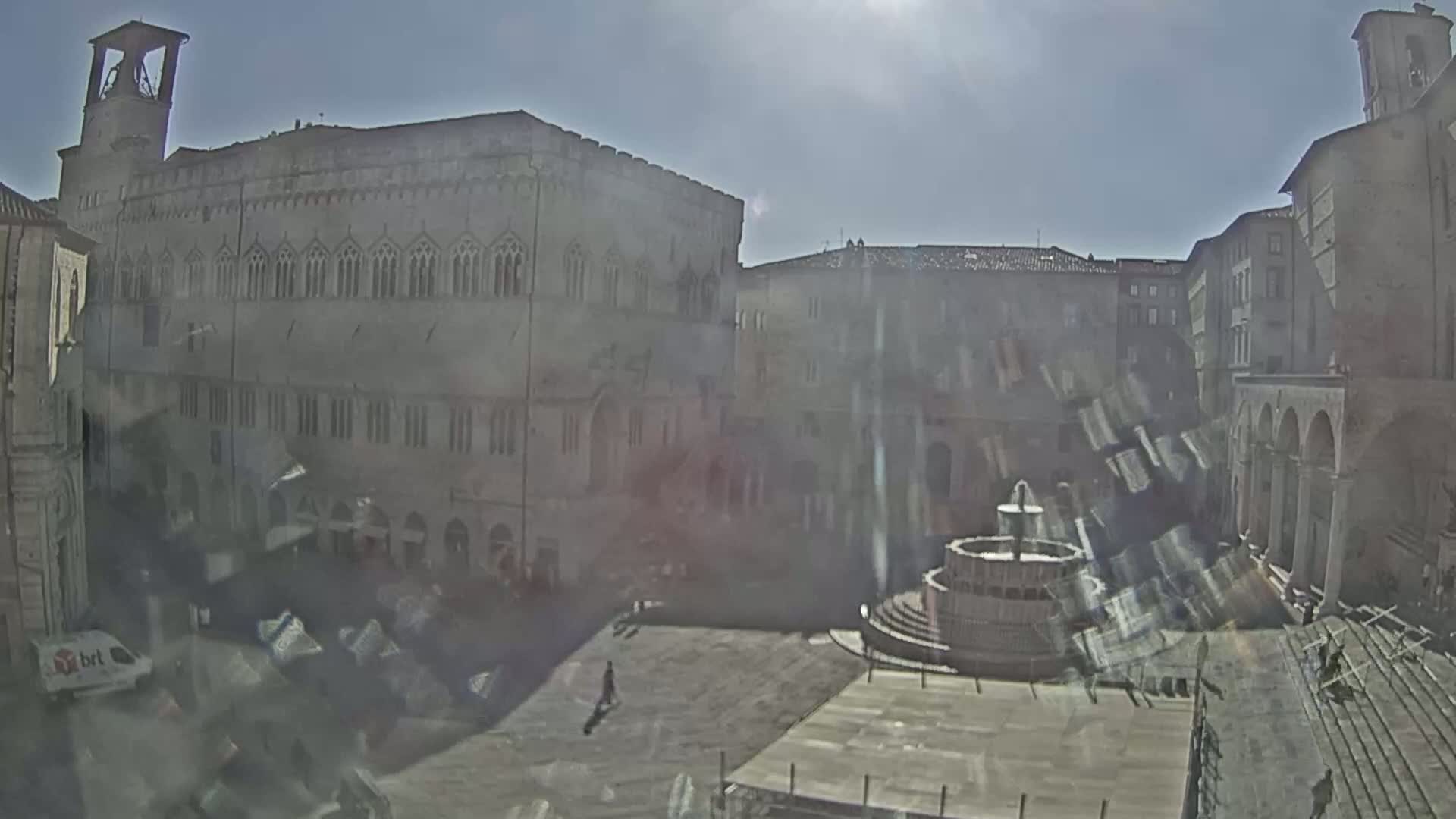 Perugia Piazza IV Novembre Square Live Cam - Umbria, Italy