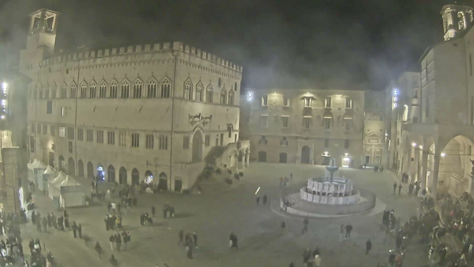 Perugia Piazza IV Novembre Square Live Cam - Umbria, Italy