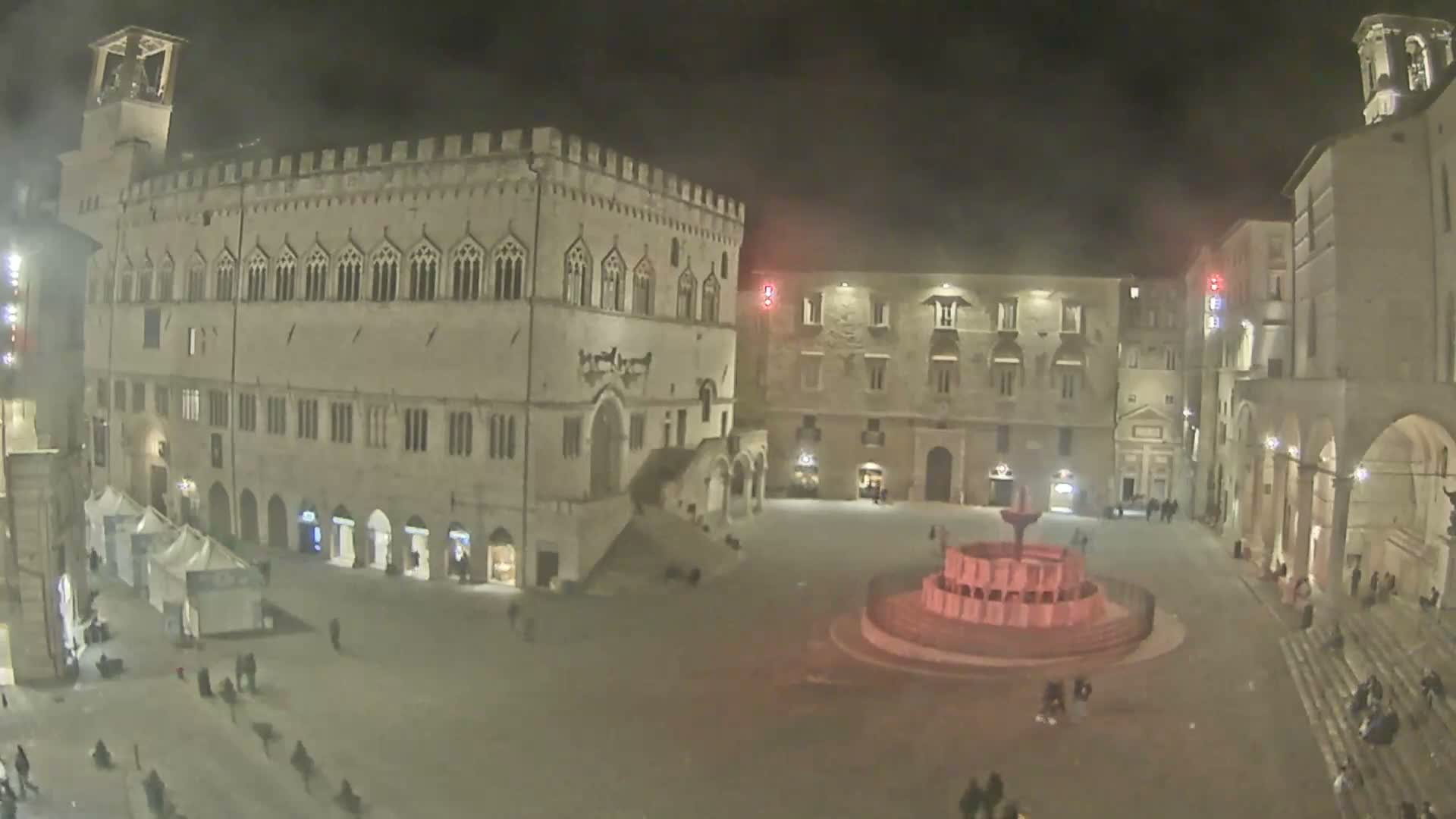 Perugia Piazza IV Novembre Square Live Cam - Umbria, Italy