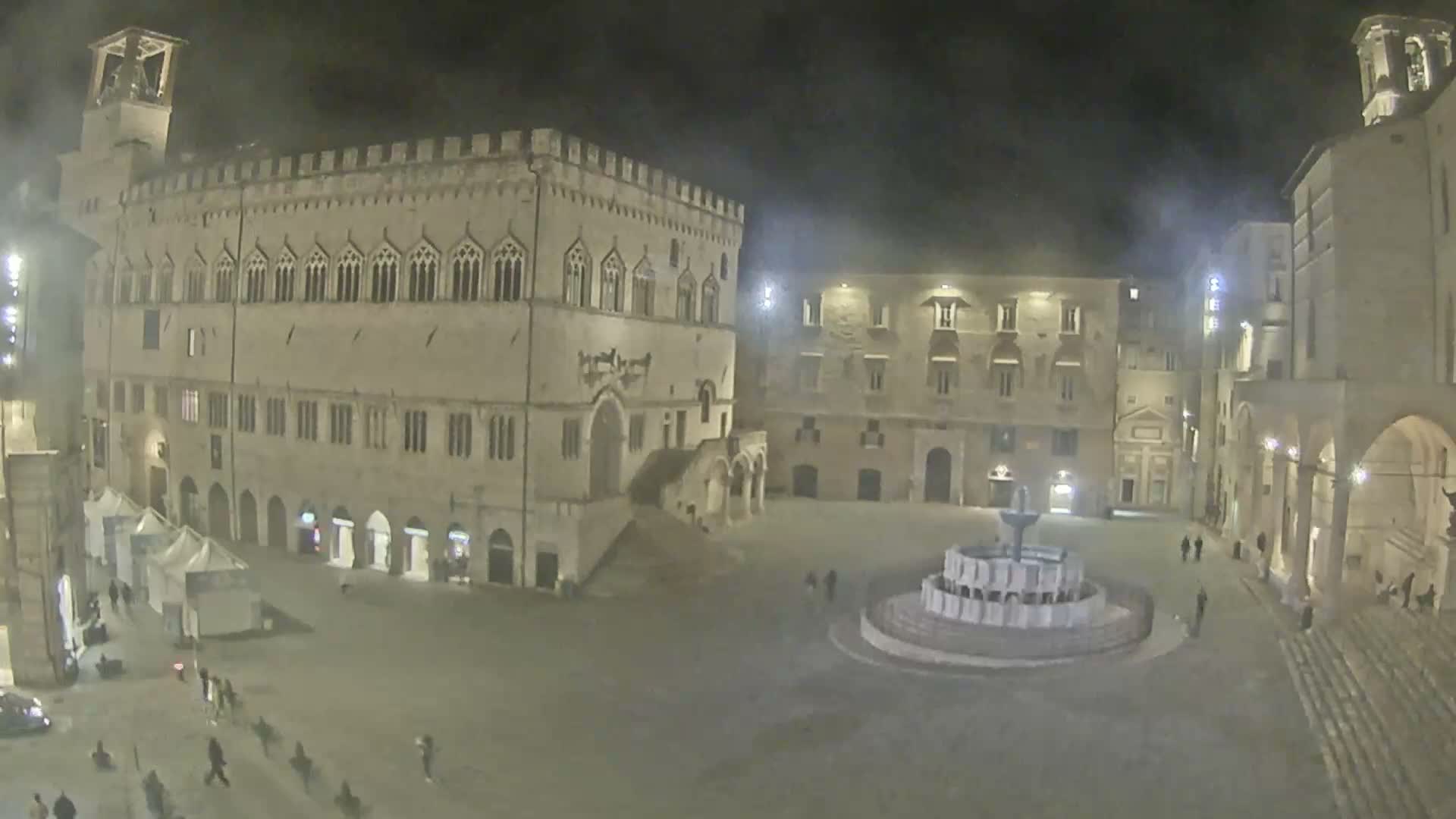 Perugia Piazza IV Novembre Square Live Cam - Umbria, Italy